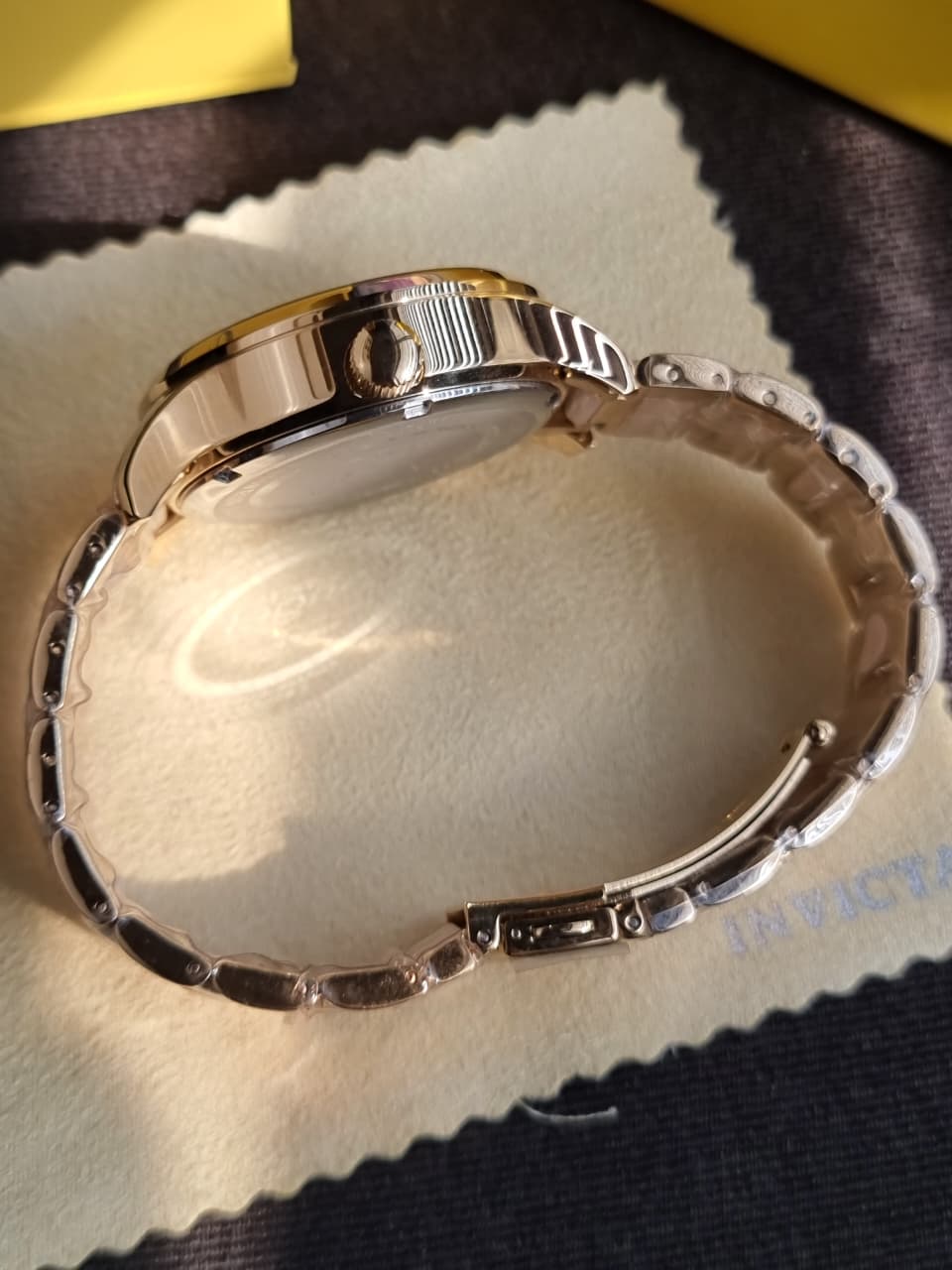 Angel Lady Model 24666 - Ladies Watch Quartz - Image 3