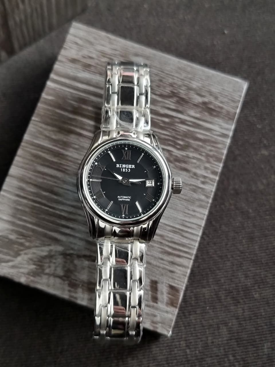 Binger Ladies Watch 28mm Dial Watch Quartz Watch - Image 4