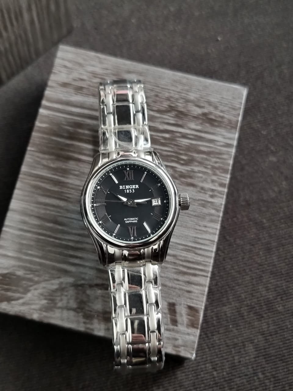 Binger Ladies Watch 28mm Dial Watch Quartz Watch - Image 6