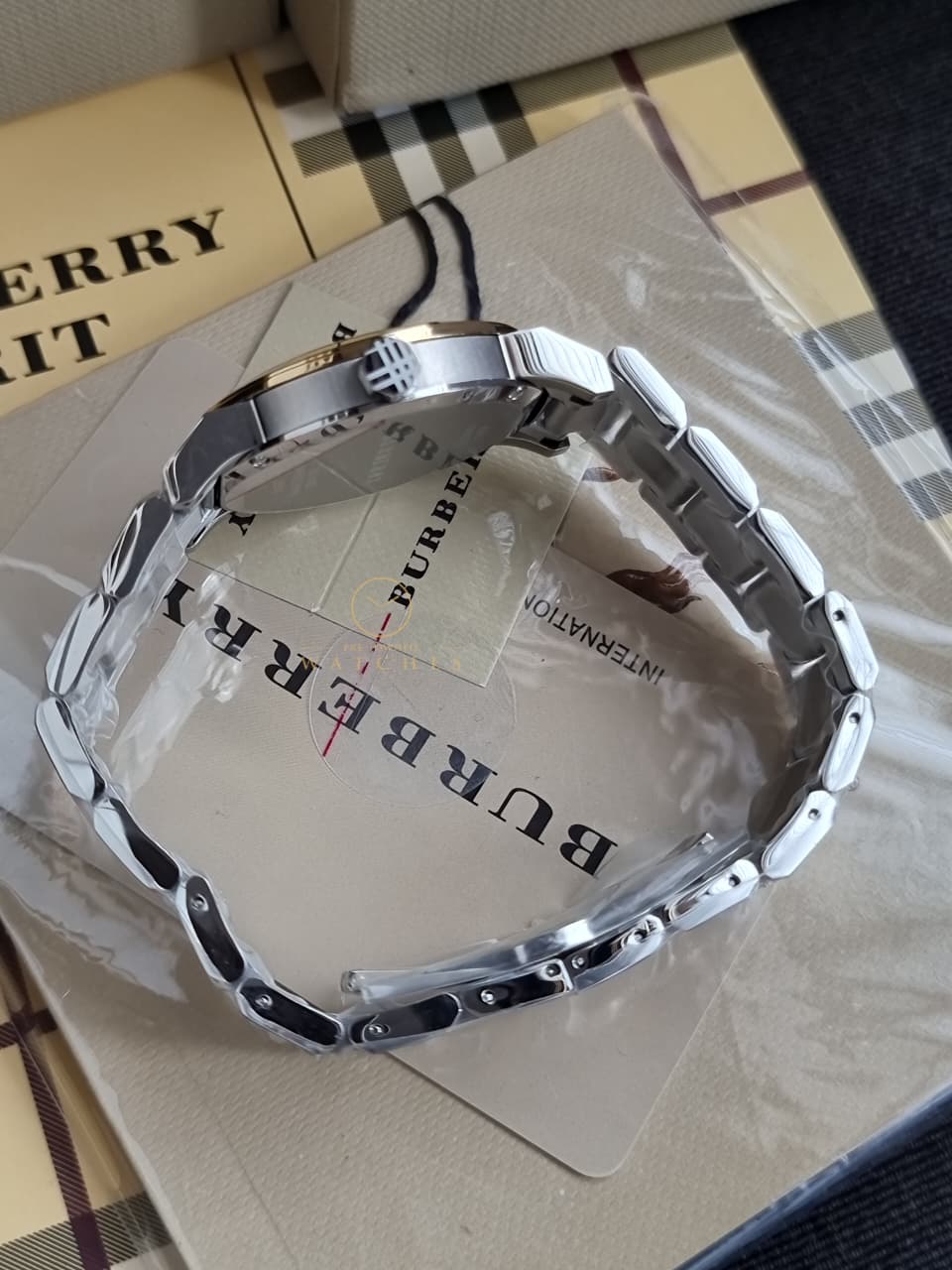 BURBERRY Silver Dial Two-tone Silver and Gold-tone Bracelet Ladies Watch BU9115 - Image 5