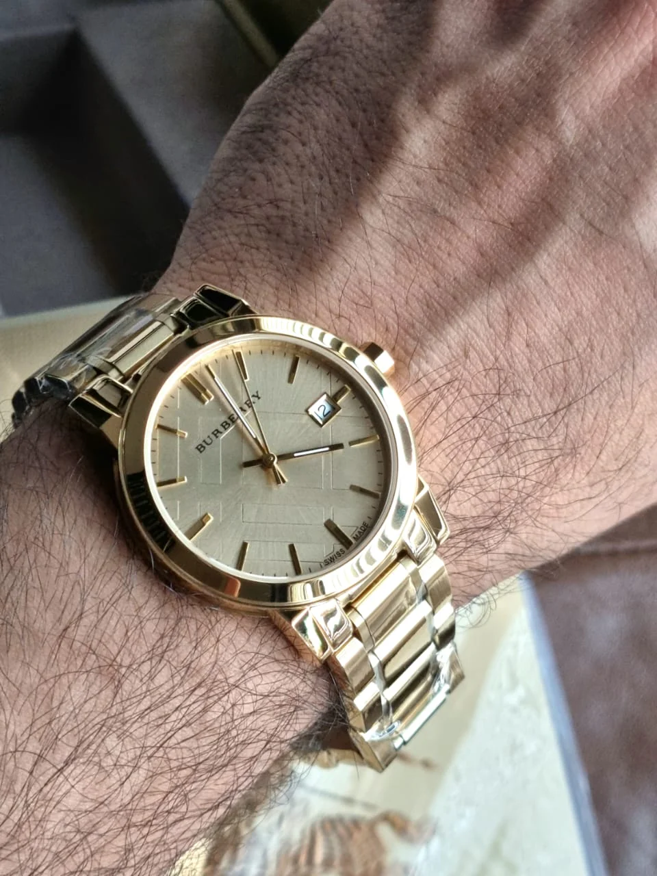 BURBERRY The City Champagne Dial Gold-tone Unisex Watch BU9033 - Image 12
