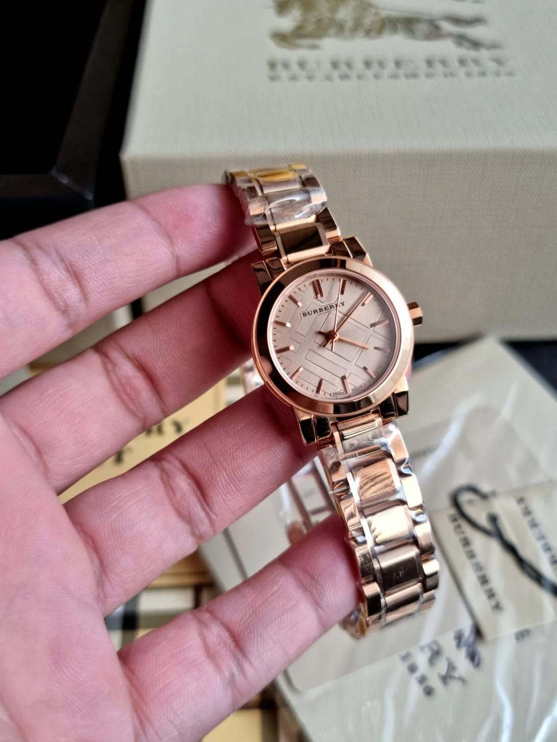 BURBERRY The City Petite Beige Dial Rose Gold-tone Ladies Watch BU9228 - Image 8