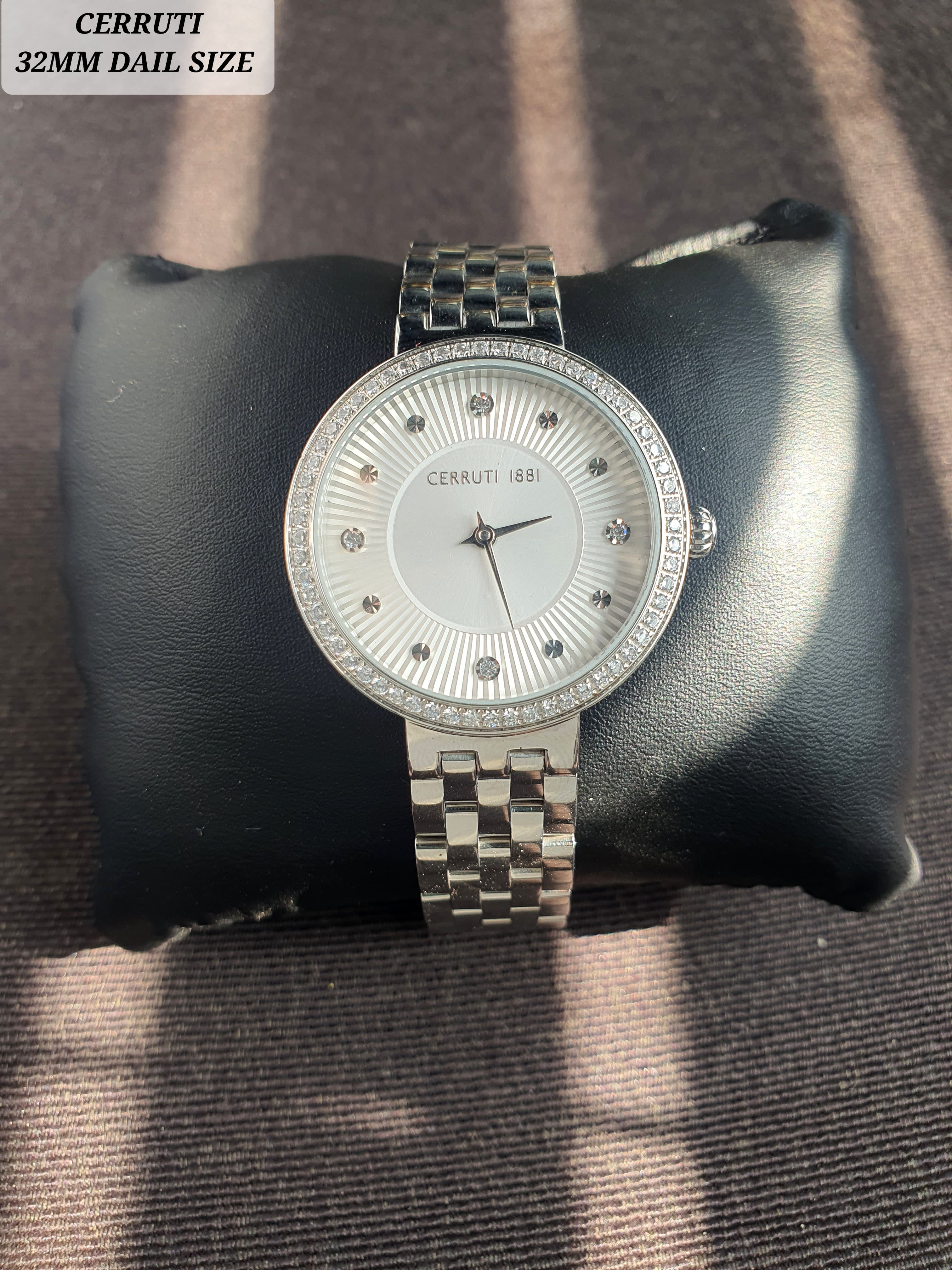 Cerruti 1881 Swiss Made Stainless Steel 32mm Dial Quartz Watch - Image 4