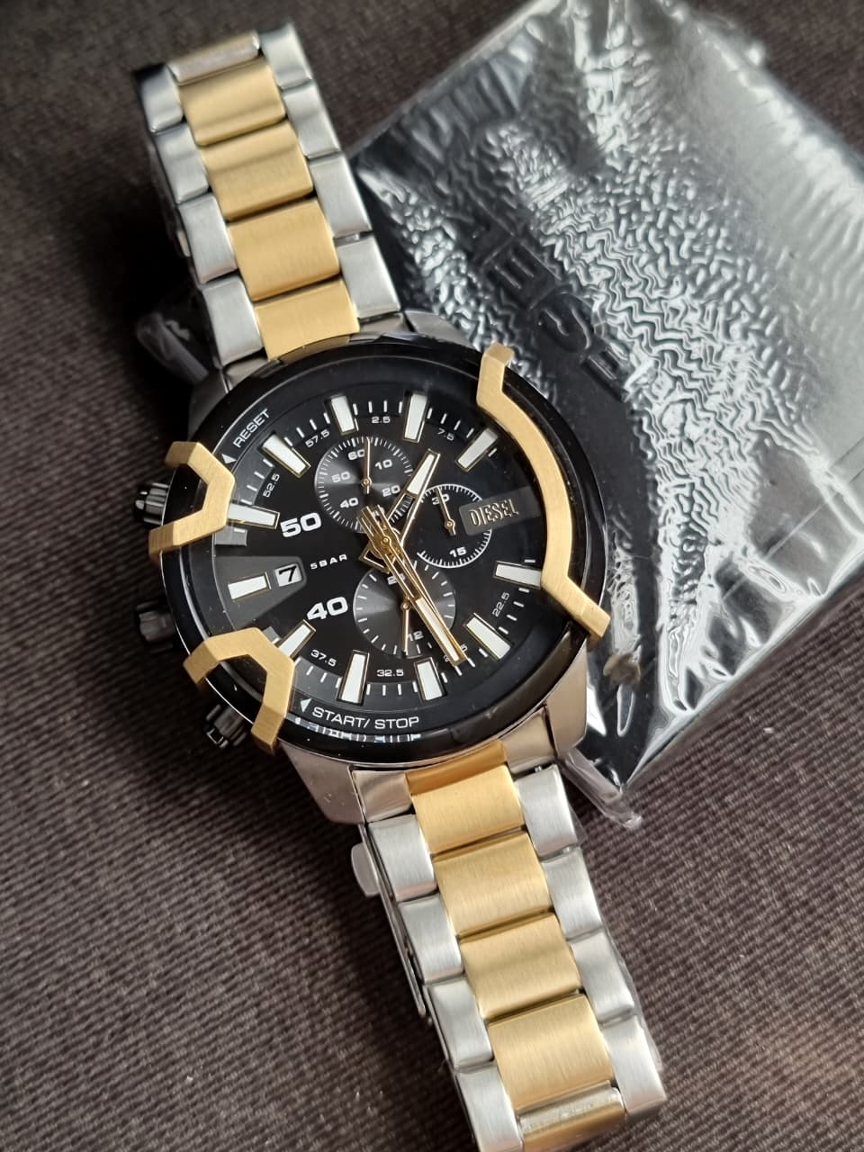 Diesel Men's Griffed Stainless Steel,48mm Black Dial Quartz Watch DZ4577 - Image 3