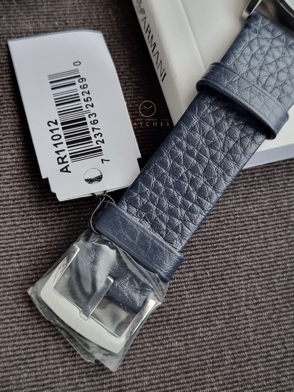Emporio Armani Men’s Quartz Leather Strap Blue Dial 32mm Watch AR11012 - Image 5