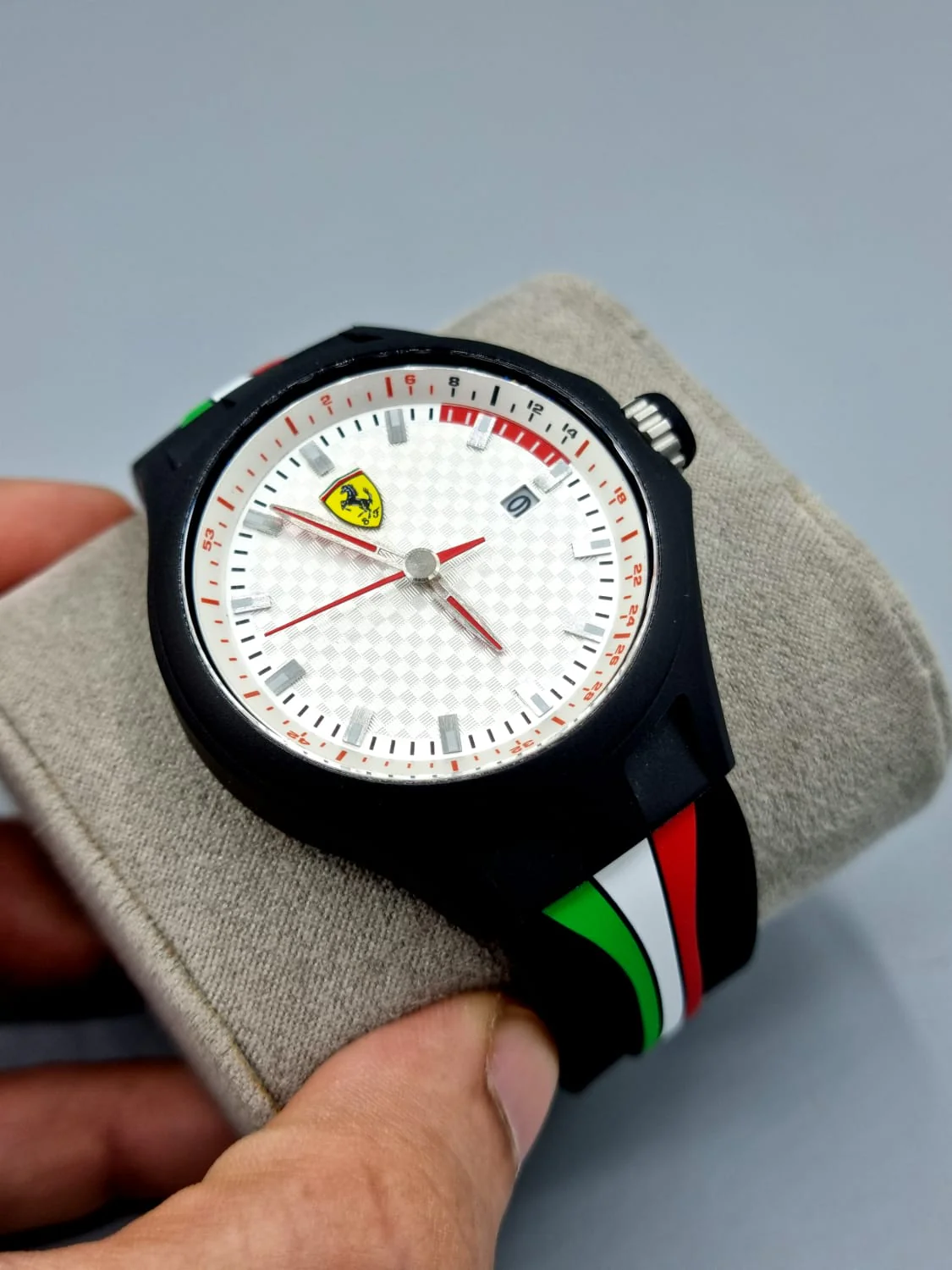 Ferrari Gents Watch - Image 4