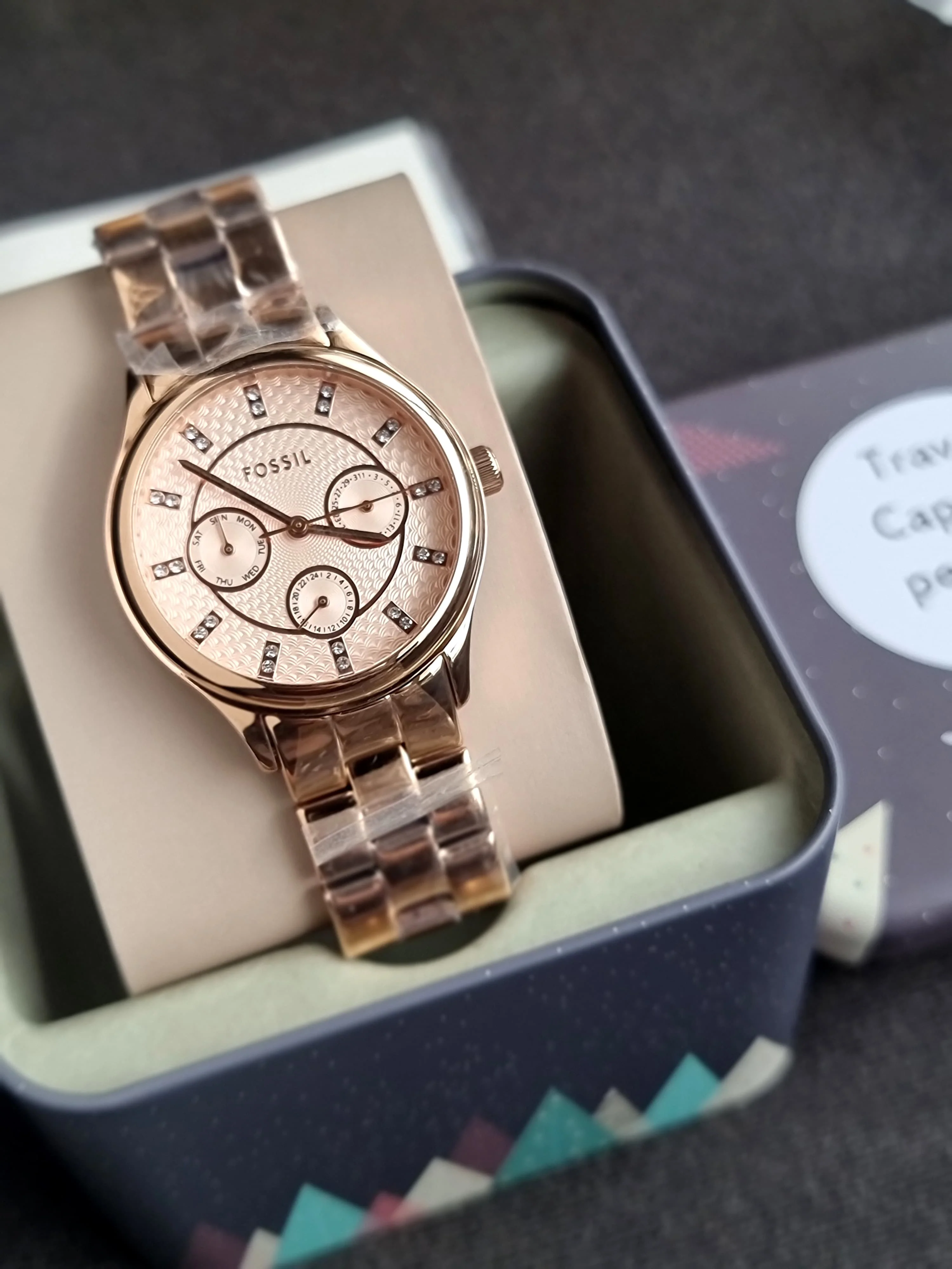 Fossil Bq1561 Womens Watch Rose Gold Casing Rose Gold Dial Quartz Watch - Image 3