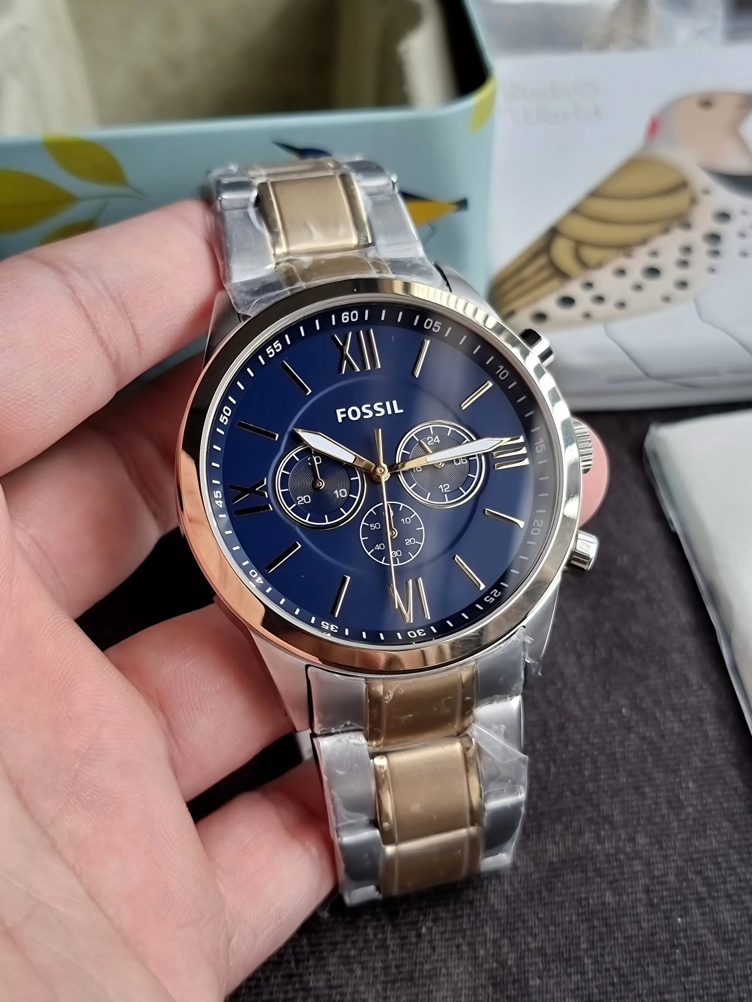 Fossil BQ2407 Flynn Chronograph 48mm Blue Dial Two Tone Steel Men's Watch - Image 3