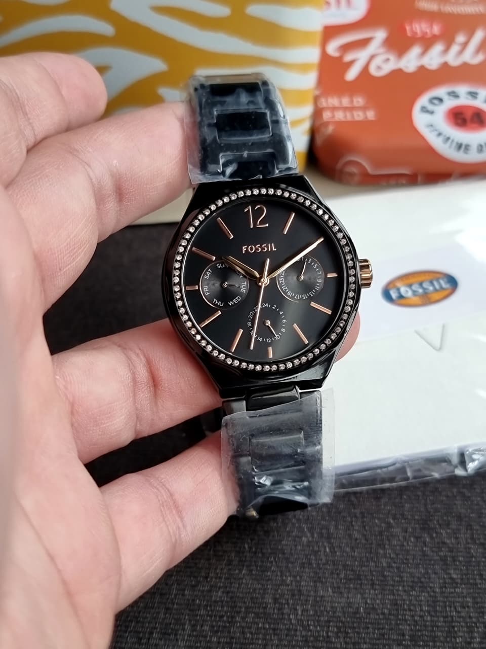 Fossil Bq2465 Ladies Watch Black Dial Black Casing Cosmograph Quartz Wath - Image 6