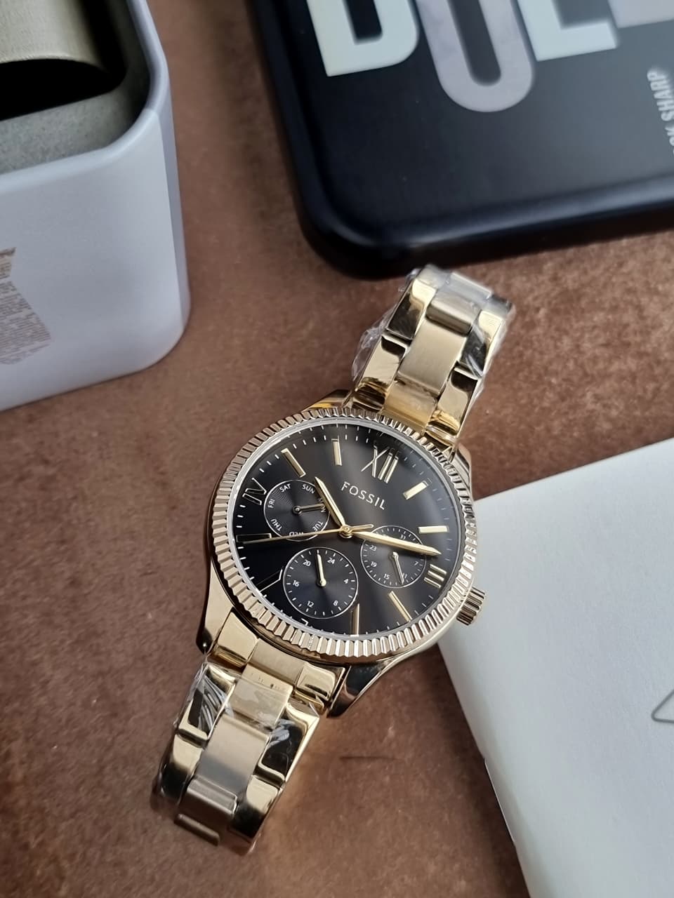 FOSSIL BQ3757 Ladies Rye Watch Golden Casing Black Dial Quartz Watch - Image 2