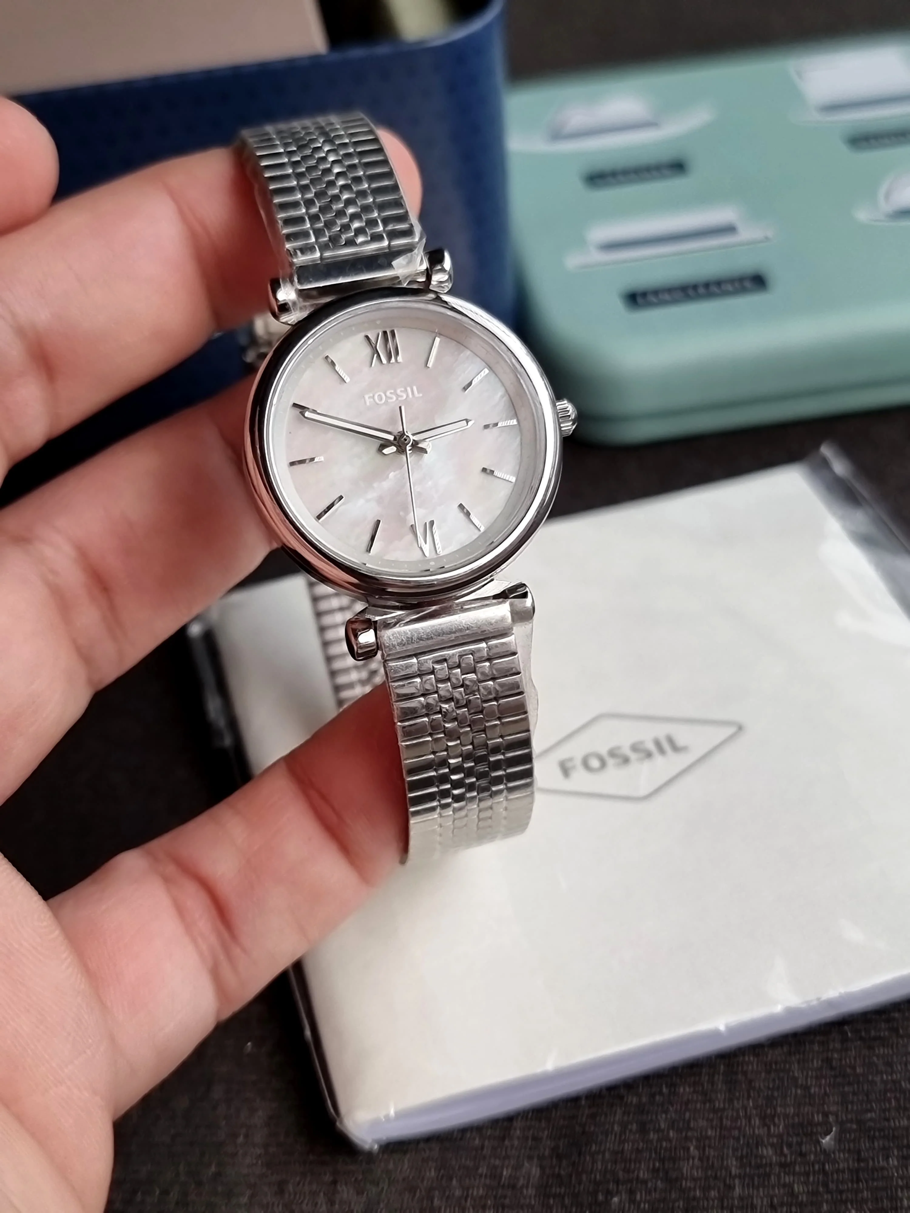 Fossil Carlie Silver Stainless Steel Silver Dial Quartz Watch for Ladies - ES4695 - Image 3