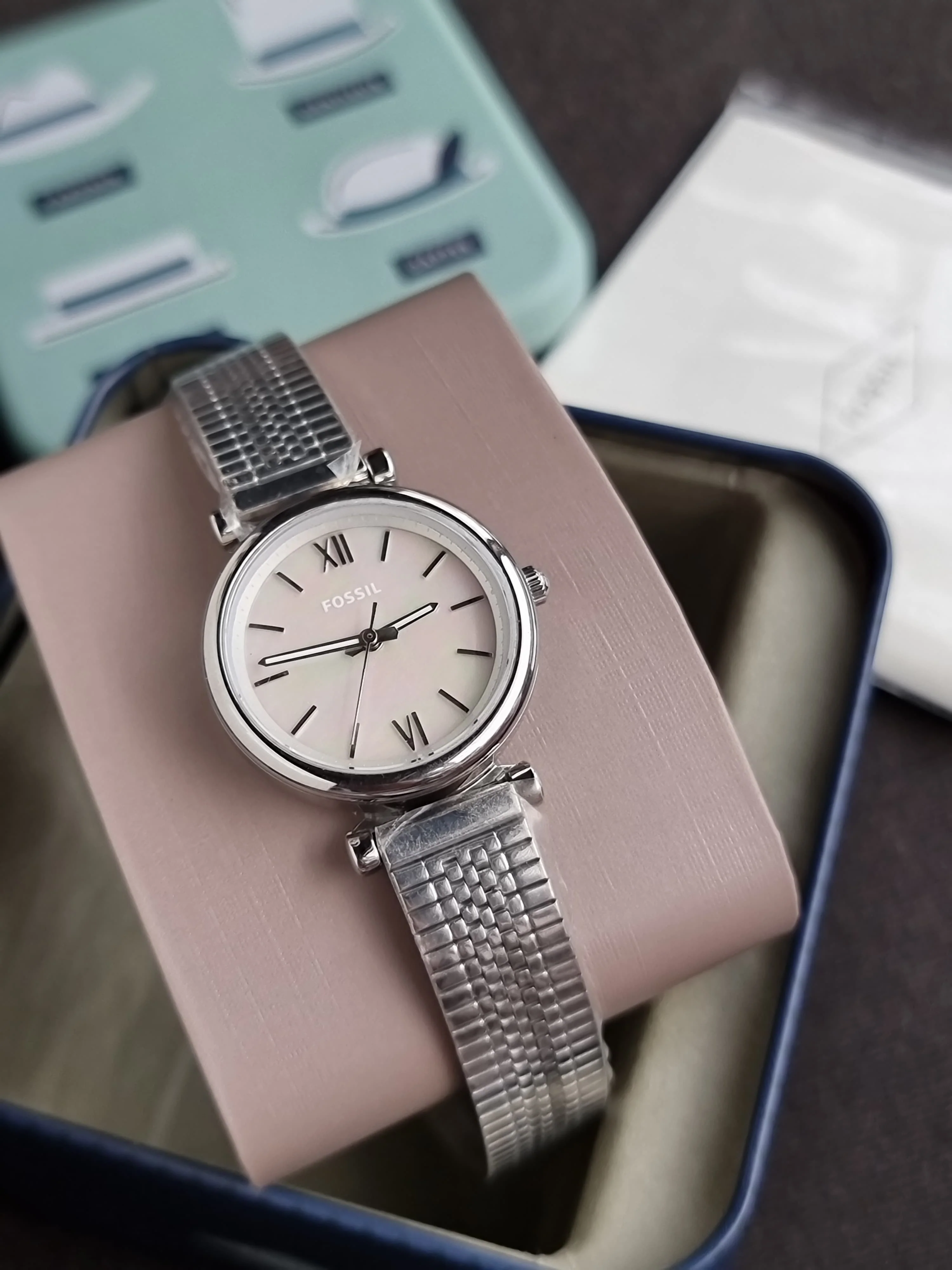 Fossil Carlie Silver Stainless Steel Silver Dial Quartz Watch for Ladies - ES4695 - Image 6