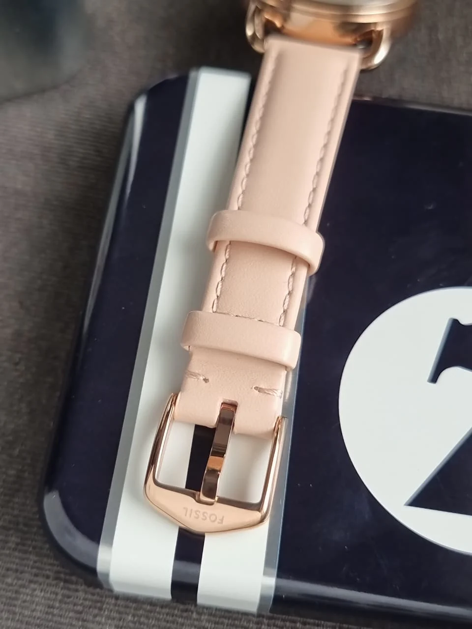 Fossil Copeland ES4823 Women's Watch – 34mm Rose Gold, Stainless Steel Case, Leather Strap, Quartz - Image 4