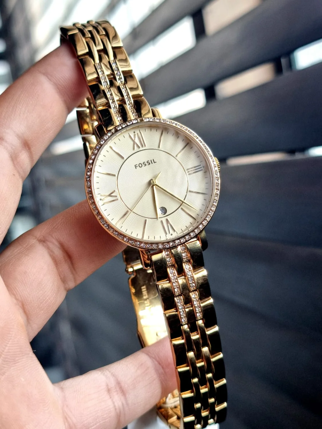 Fossil Women’s Quartz Stainless Steel Gold Dial 36mm Watch ES3547 - Image 4