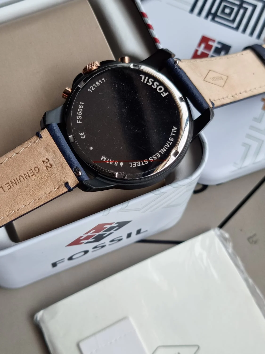 FOSSIL Grant Chronograph Black and Blue Dial Men's Watch FS5061 - Image 5