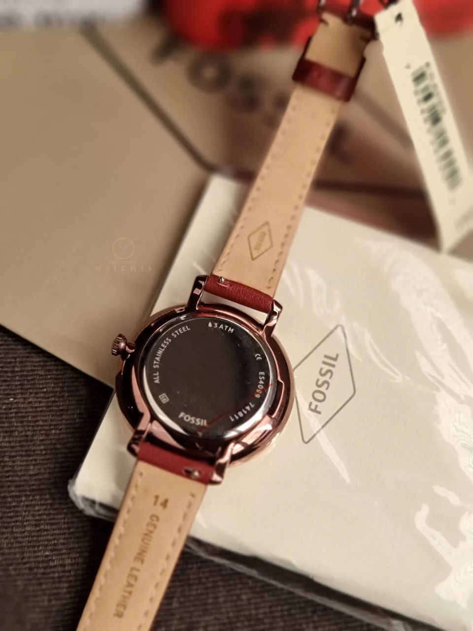 Fossil Jacqueline Burgundy Leather Strap Burgundy Dial Quartz Watch For Ladies - Fossil ES4099 - Image 4