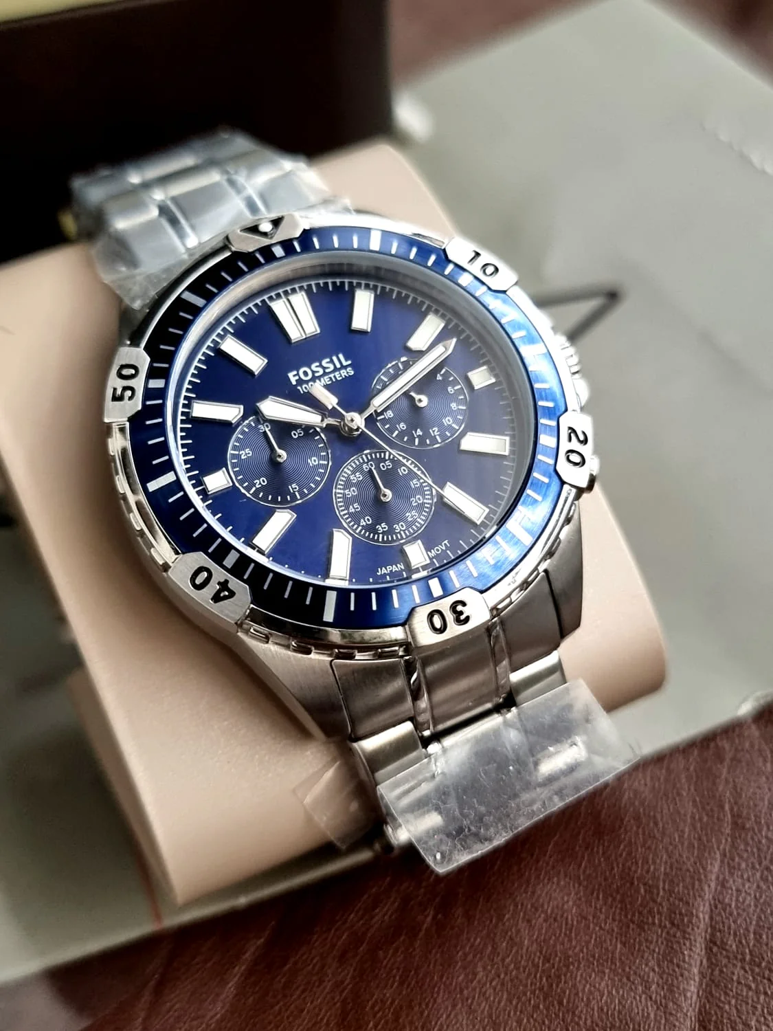 Fossil Men’s Chronograph Quartz Stainless Steel Blur Dial 44mm Watch FS5623 - Image 9