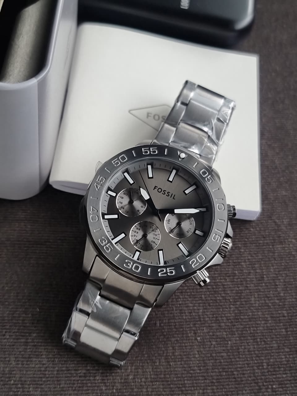 Fossil Men’s Chronograph Stainless Steel Grey Dial 45mm Watch BQ2491 - Image 11
