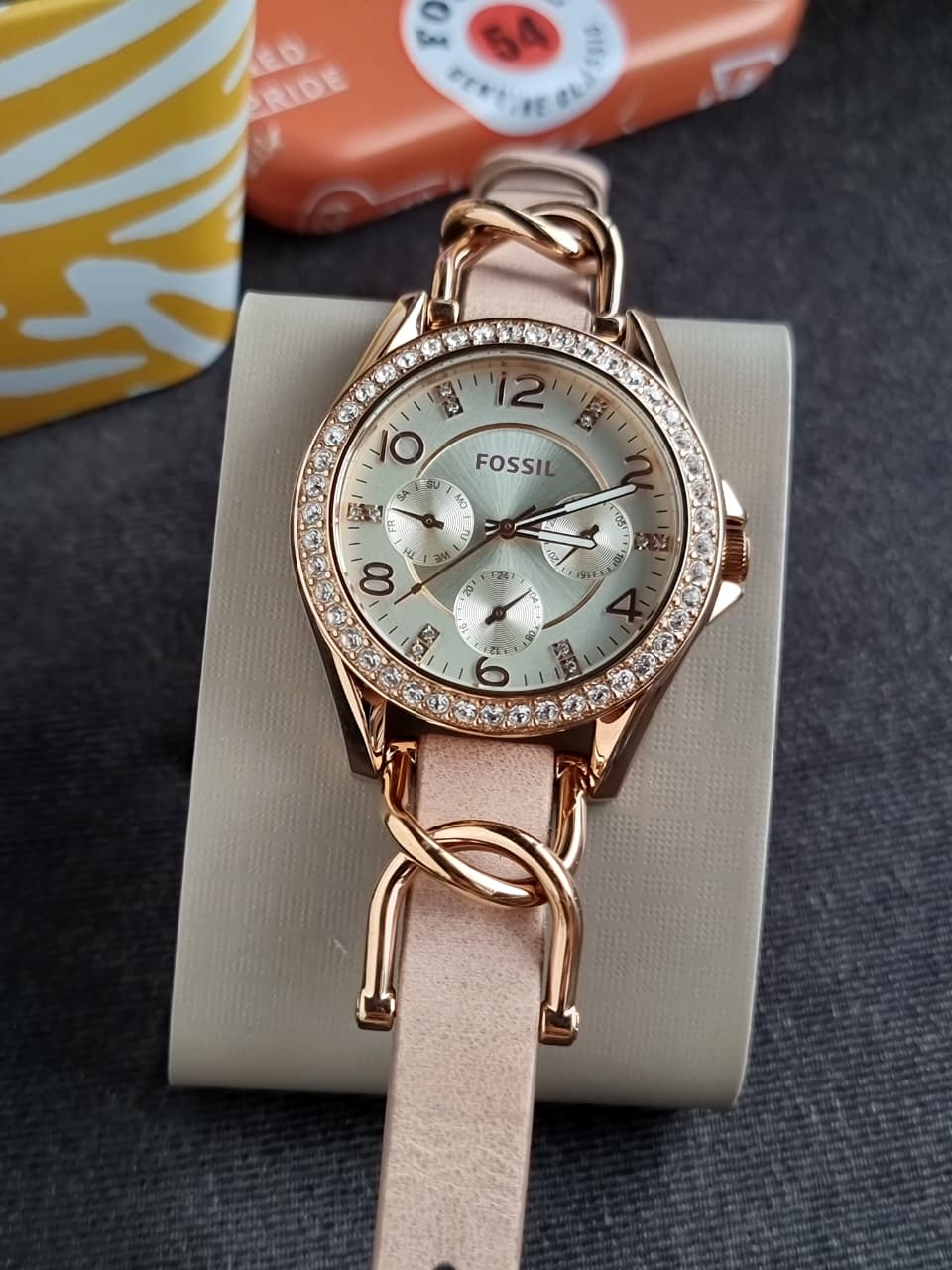 FOSSIL Riley Multi-Function Sand Dial Bone Leather Ladies Watch Item No. ES3466 - Image 2
