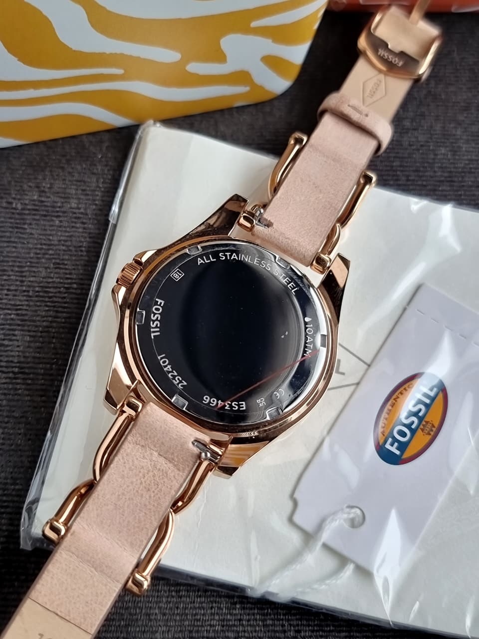 FOSSIL Riley Multi-Function Sand Dial Bone Leather Ladies Watch Item No. ES3466 - Image 3