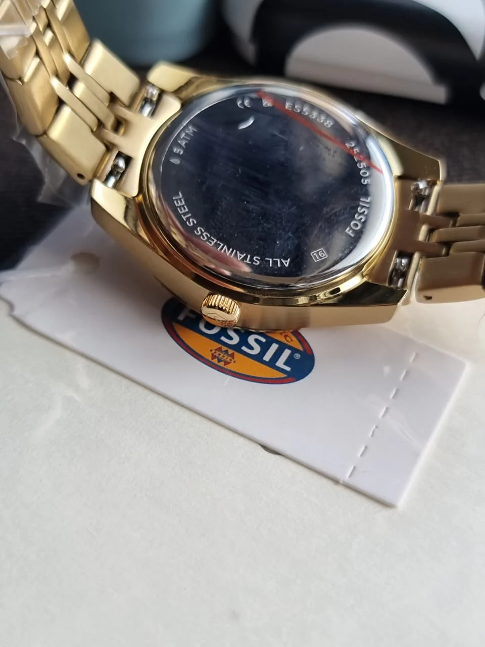 Fossil Scarlette Three-Hand Date Gold-Tone Stainless Steel Watch ES5338 - Image 5