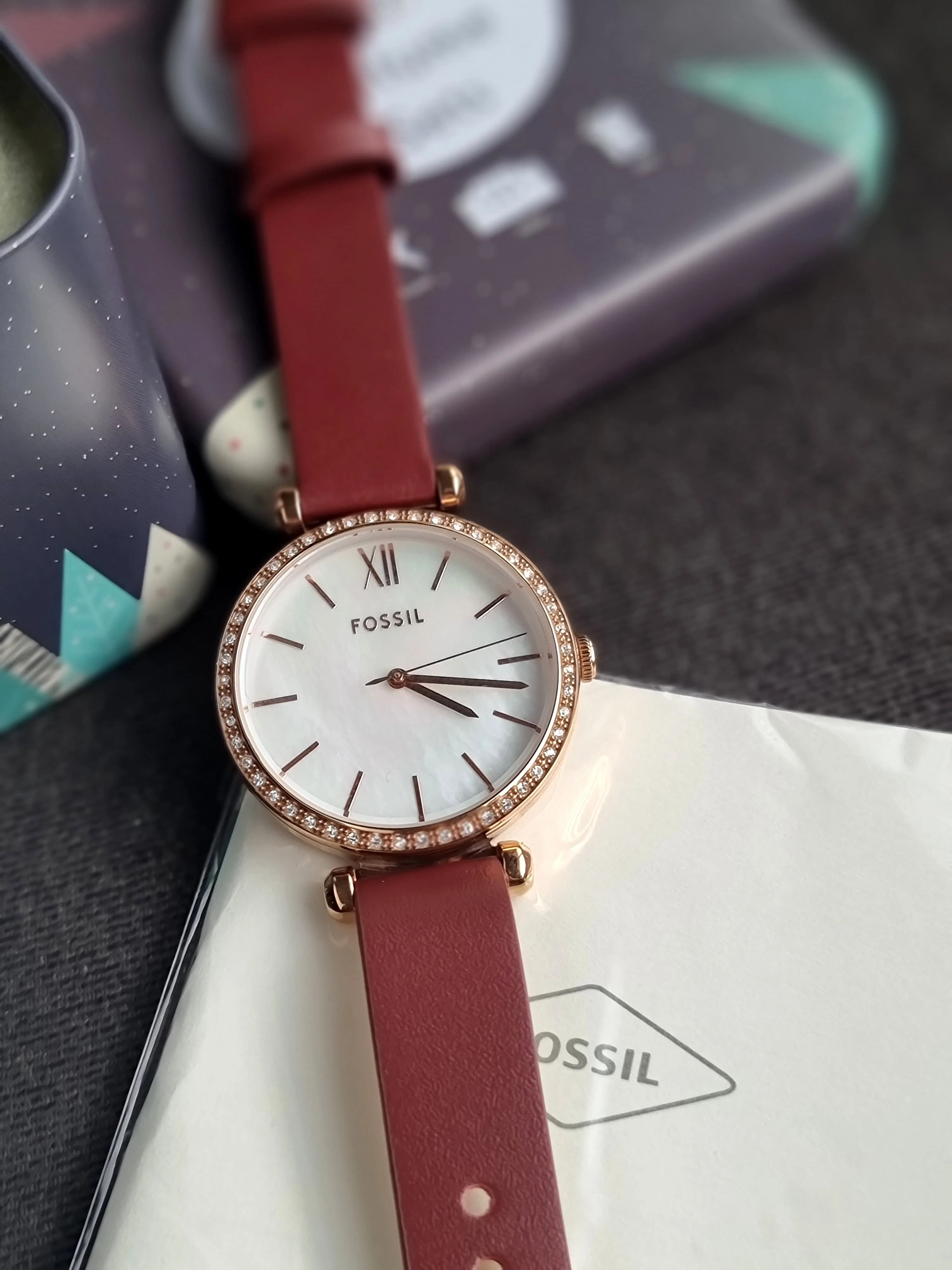 Fossil Tillie Three-Hand Maroon Leather Watch Bq3968 - Image 3