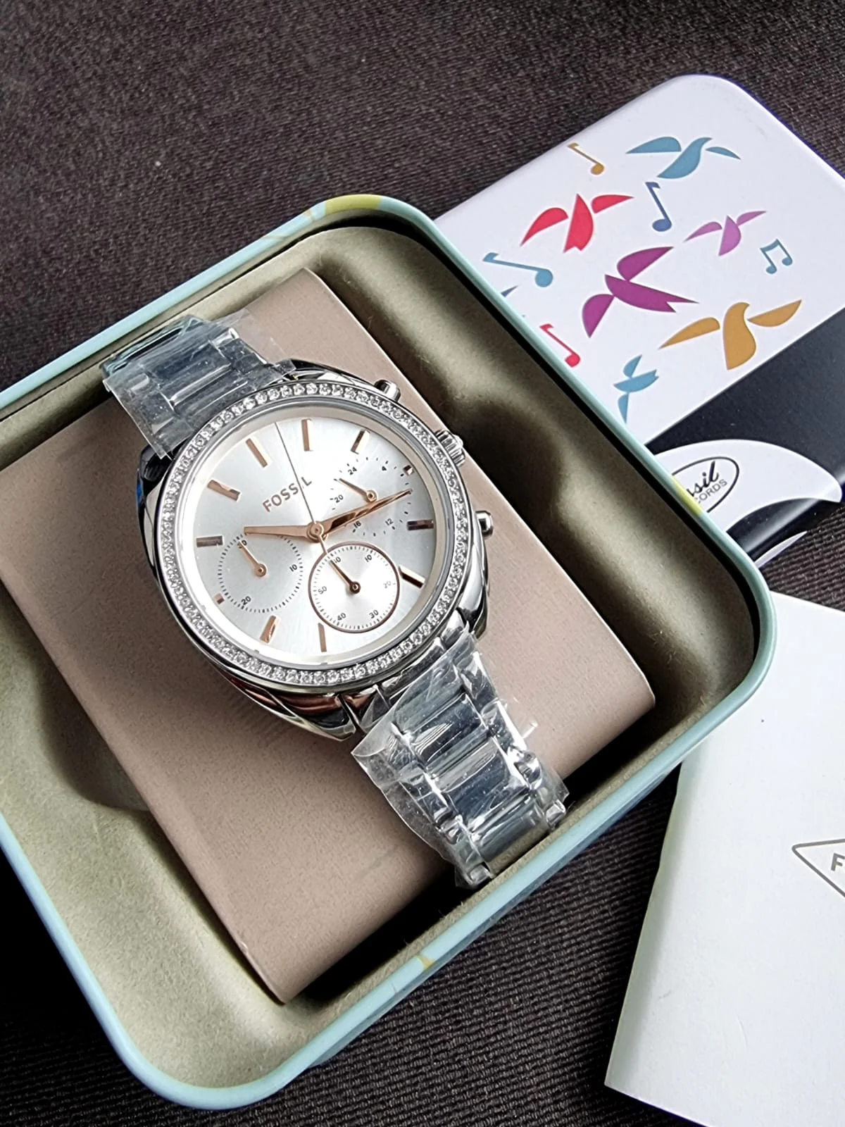 Fossil Vale Chronograph Quartz Silver Dial Ladies Watch – BQ3657 - Image 3