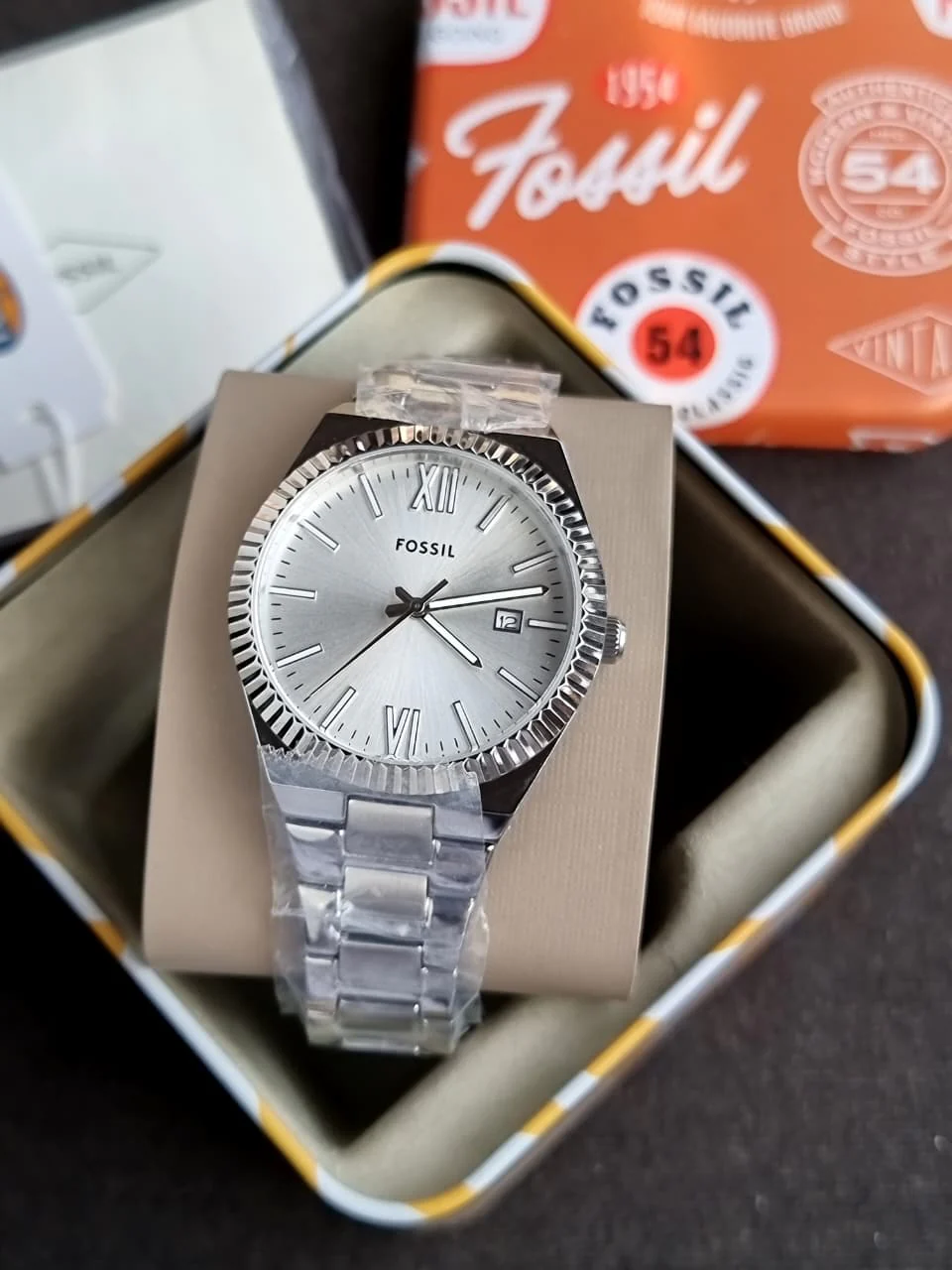 Fossil Women's Scarlette Quartz Stainless Steel Three-Hand Watch, Color: Silver (Model: ES5300) - Image 3