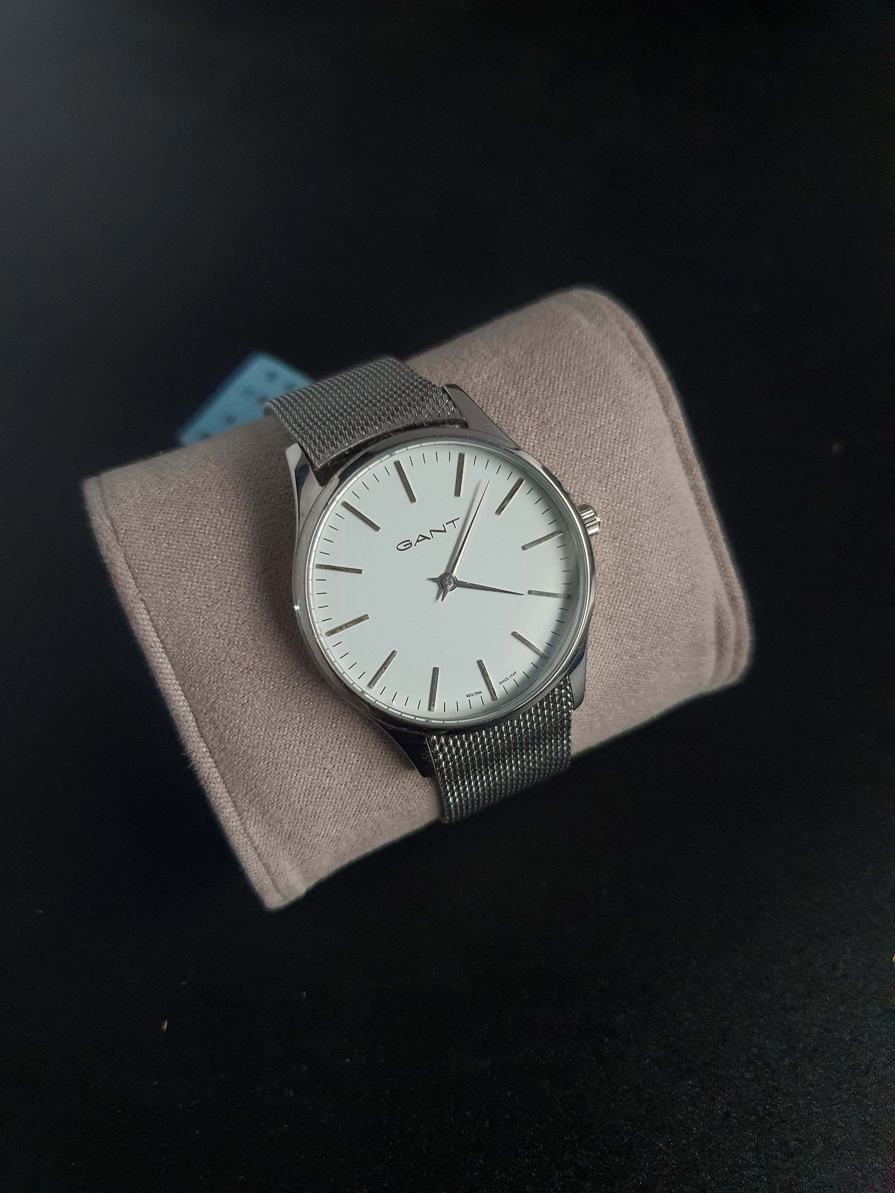 Gant Ladies Watch 35mm Dial Silver Mesh Chain Quartz Watch - Image 5
