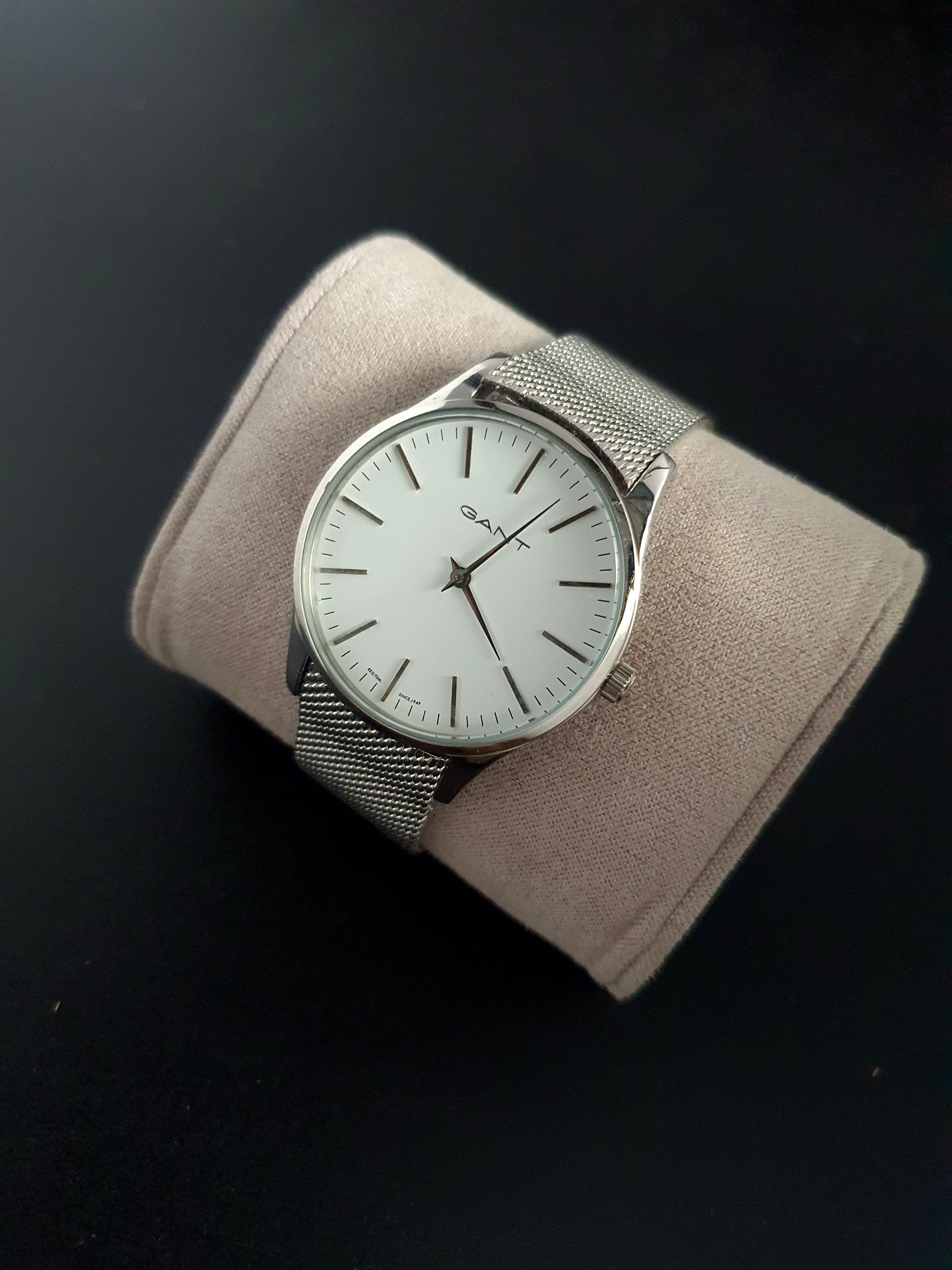 Gant Ladies Watch 35mm Dial Silver Mesh Chain Quartz Watch - Image 6