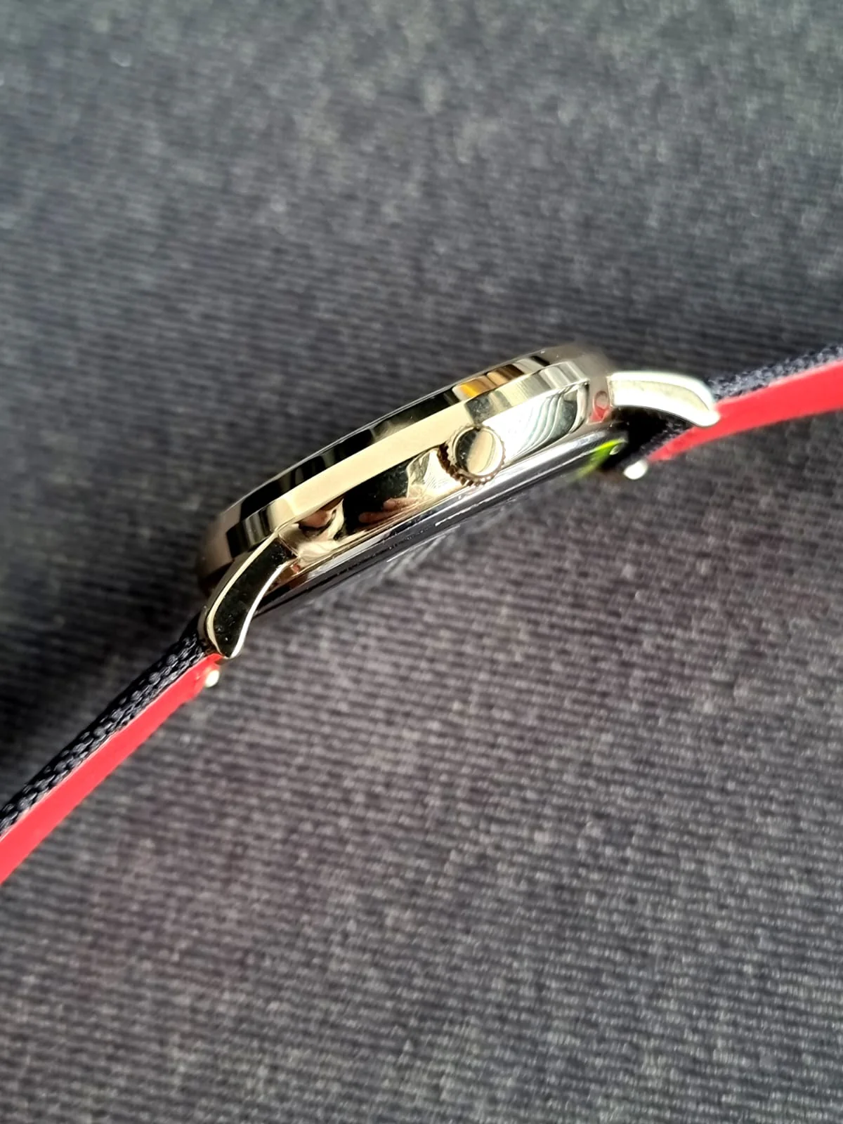 Gant Ladies Watch Rose Gold Casing Black Nato Strap Quartz Watch - Image 3