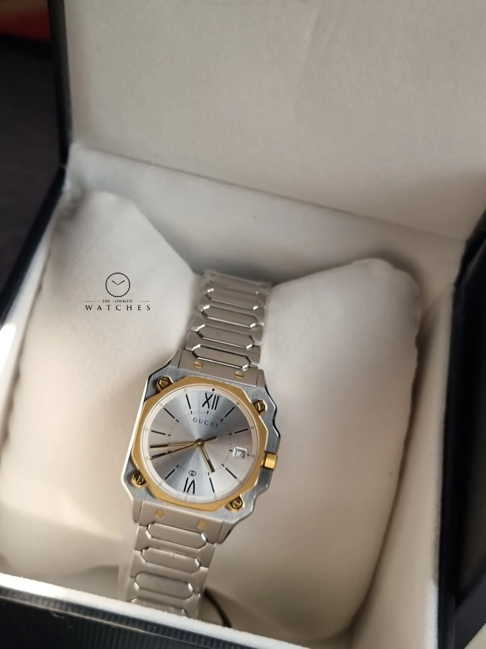 Gucci G-Flat Quartz Stainless Steel 30mm Silver Dial Women's Watch YA166506 - Image 6