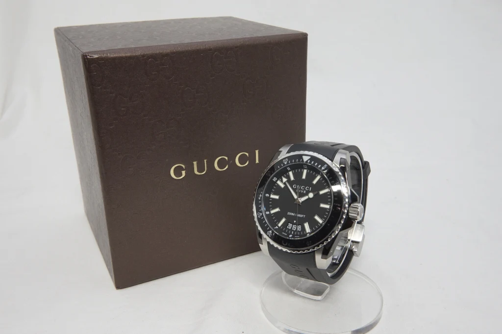 Gucci Men’s Swiss Made Quartz Black Silicone Strap Black Dial 45mm Watch YA136204 - Image 3