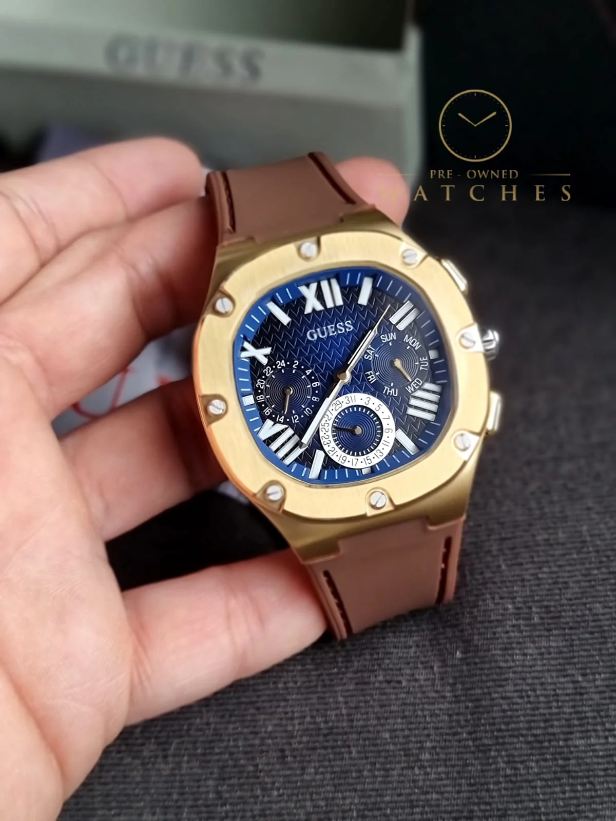 Guess Men’s Quartz Brown Silicone Strap Blue Dial 42mm Watch GW0571G5 - Image 5