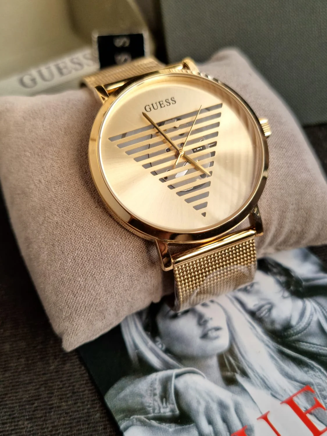 Guess Men’s Quartz Gold Stainless Steel Gold Dial 44mm Watch GW0502G1 - Image 5