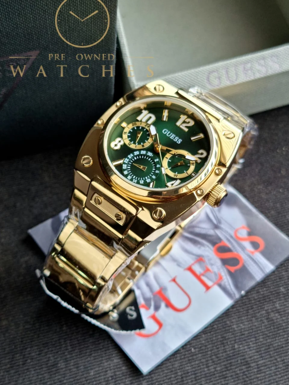 Guess Men’s Quartz Gold Stainless Steel Green Dial 43mm Watch GW0624G2 - Image 2