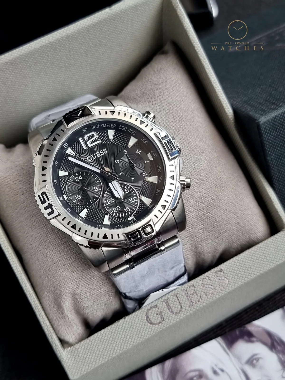 Guess Men’s Quartz Silver Stainless Steel Black Dial 43mm Watch GW0056G1 - Image 8