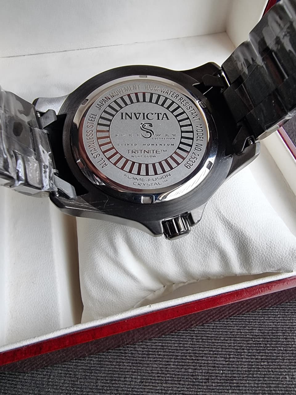 Invicta 25339 Men's Speedway Grey Dial Gunmetal IP Steel Bracelet Quartz Watch - Image 3