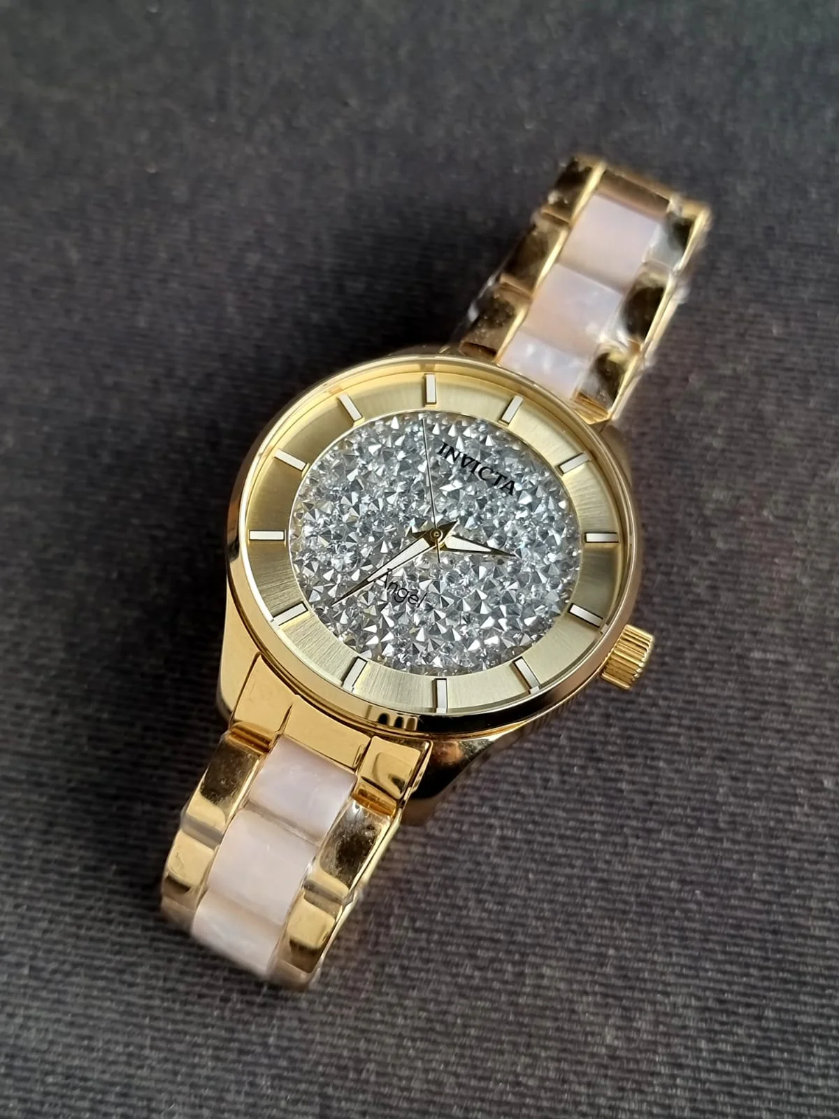 Invicta Ladies Watch Golden Casing Quartz Watch - Image 3