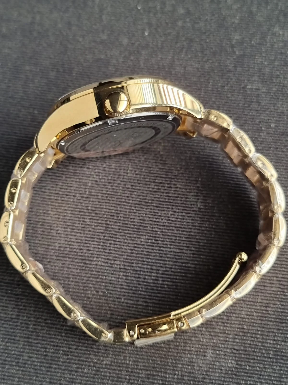 Invicta Ladies Watch Golden Casing Quartz Watch - Image 5