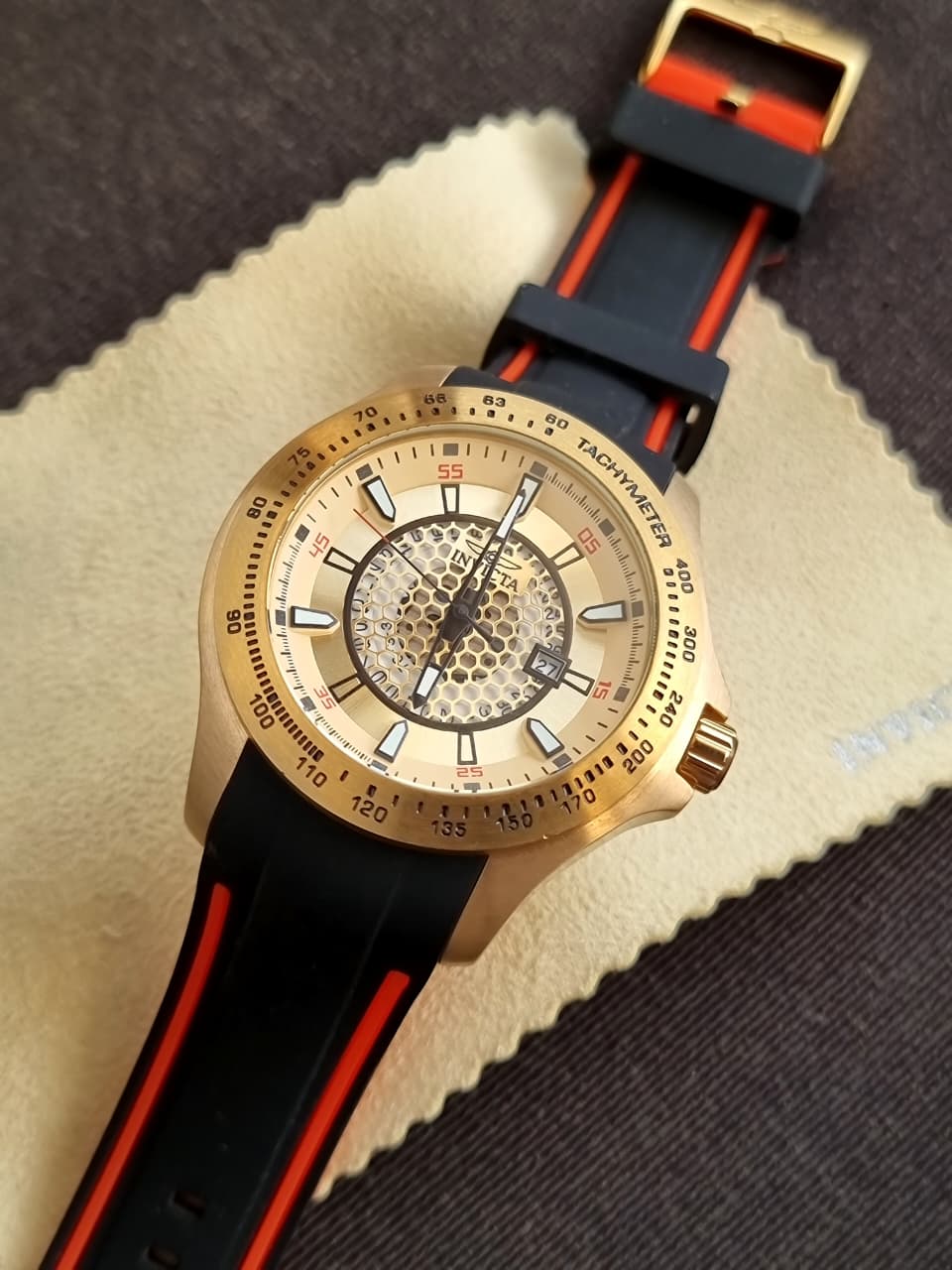 Invicta Speedway Men Model 25345 - Men's Watch Quartz - Image 3