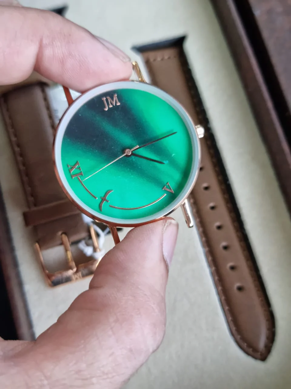 Jm Green Dial Ladies Watch - Image 6