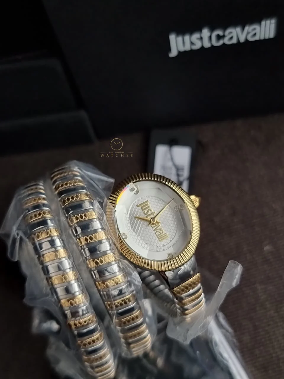 JUST CAVALLI Signature Snake Quartz Silver Dial Women's Watch SKU: JC1L269M0055 - Image 4