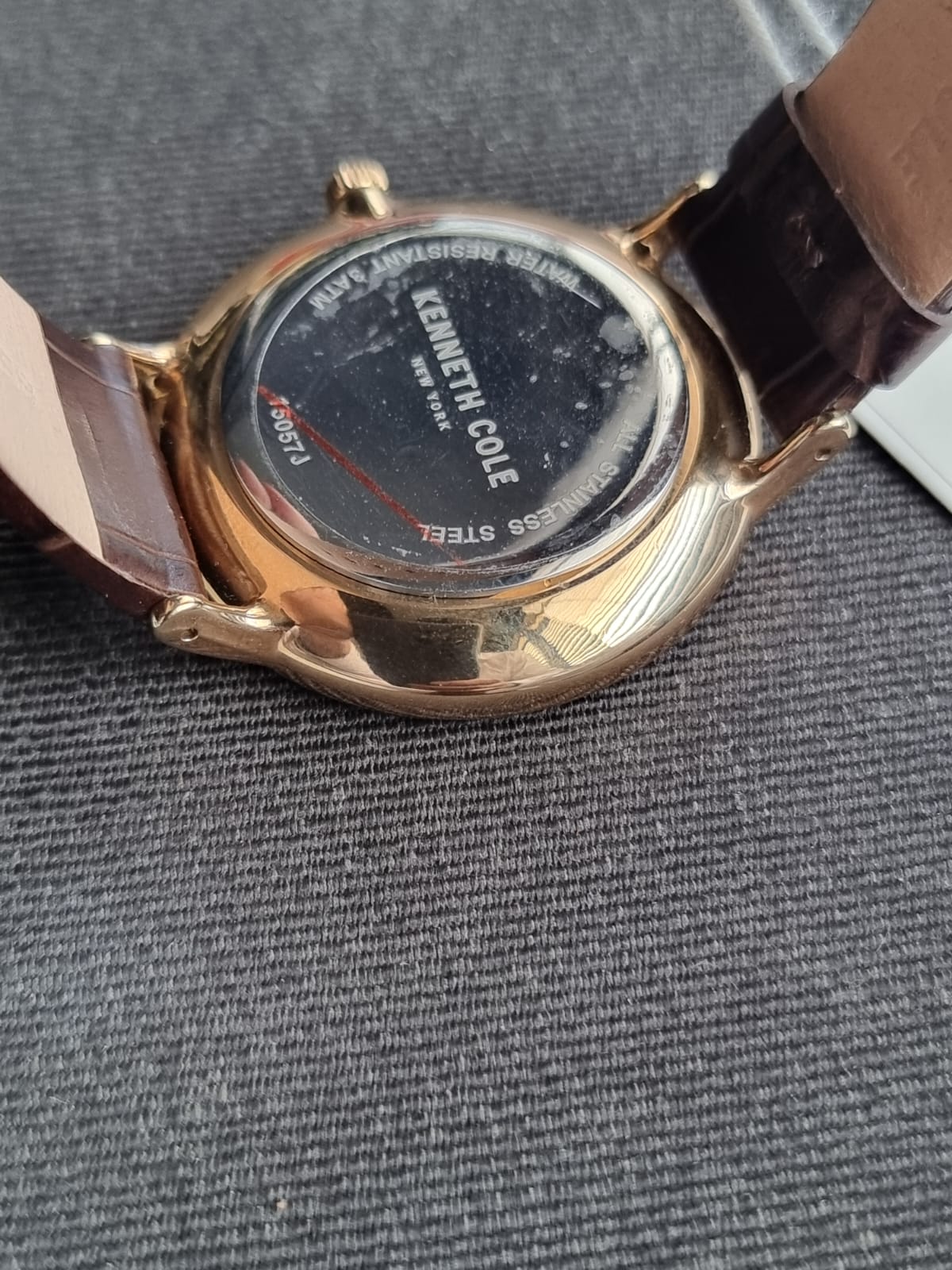 Kenneth Cole ladies 31mm Dial Quartz Watch - Image 4