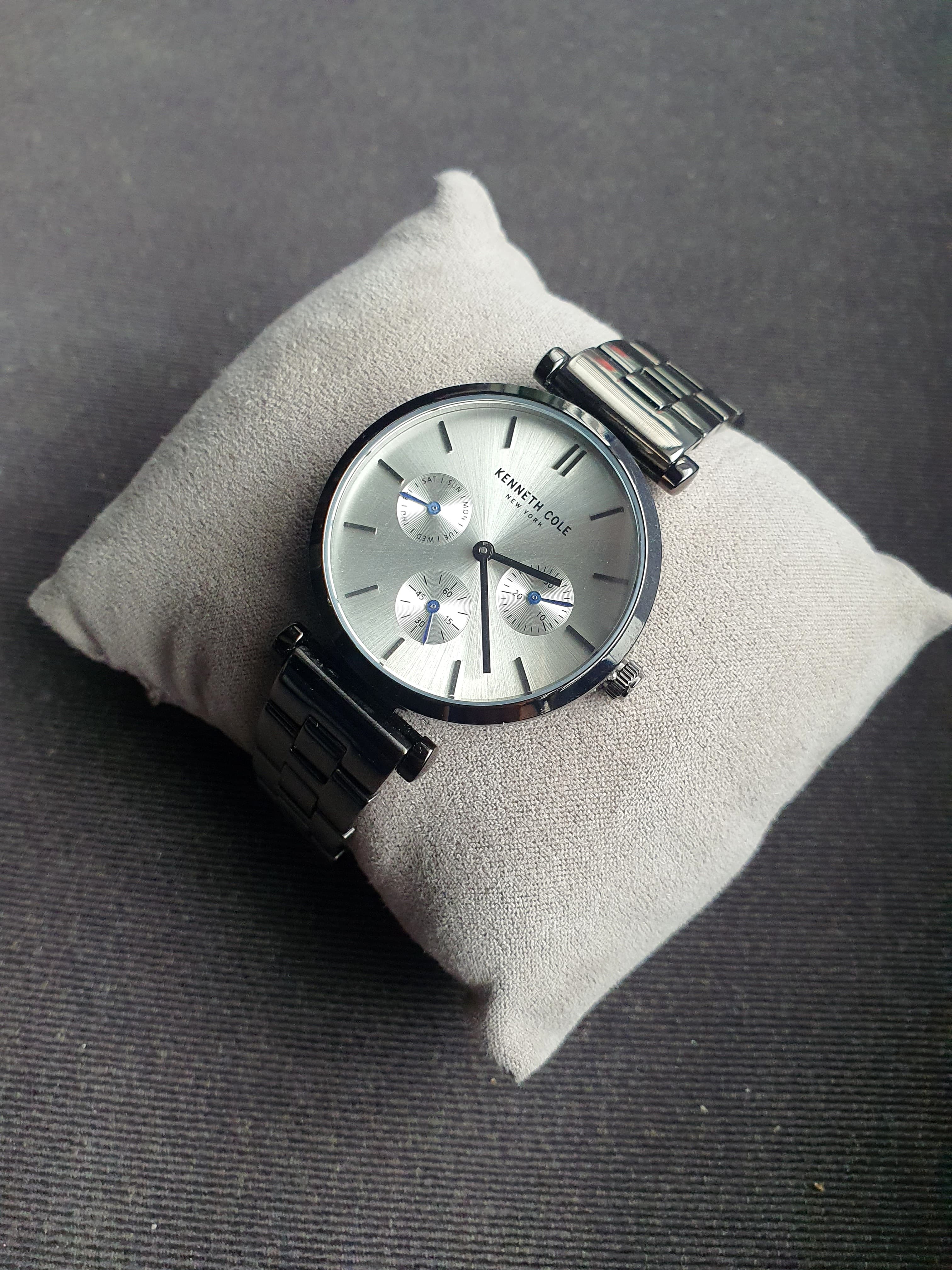 Kenneth Cole Ladies Watch Black Casing 35mm Dial Size Quartz Watch kc50183008 - Image 4