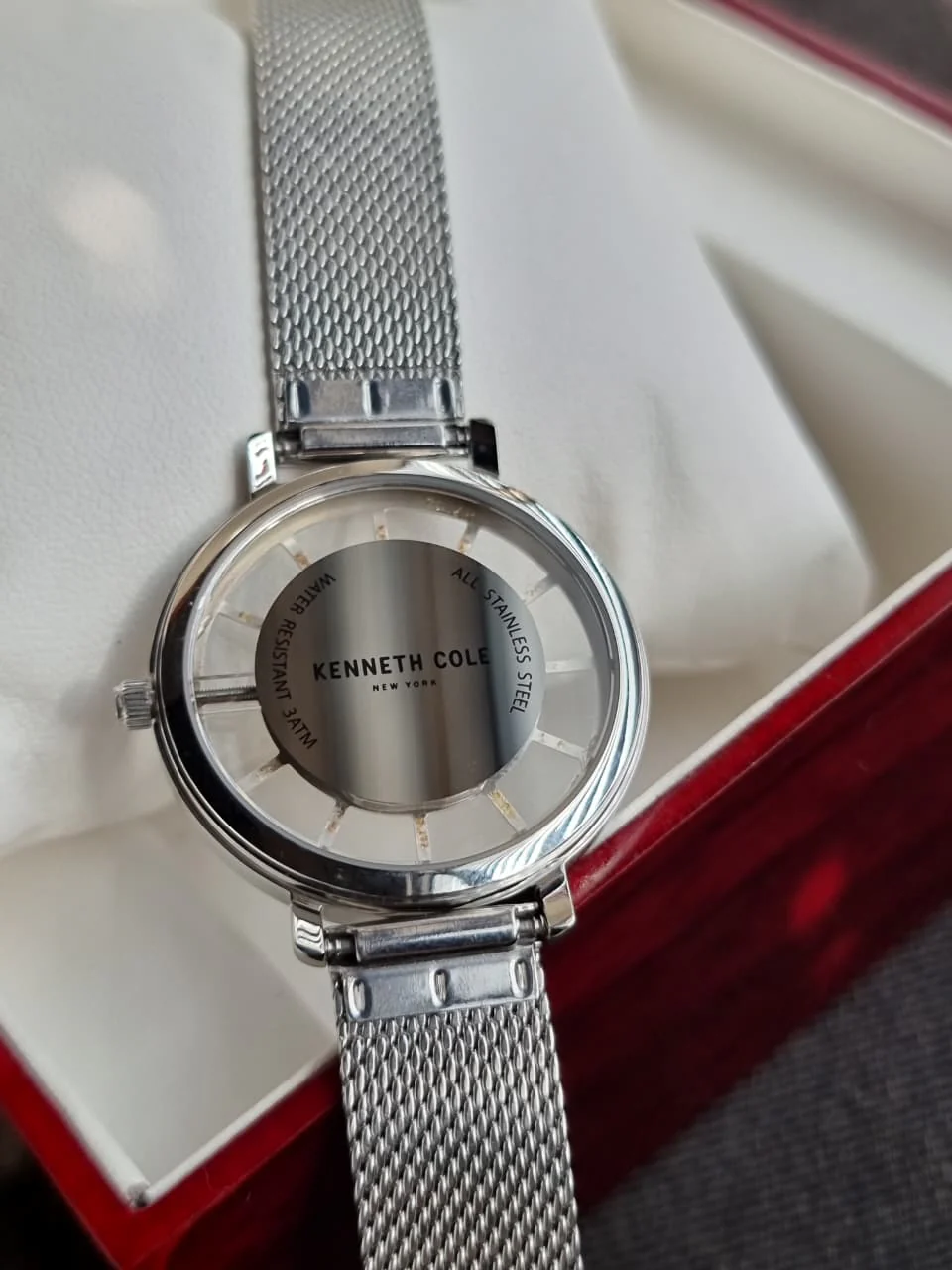 Kenneth Cole Ladies Watch Silver Casing Mesh Chain Quartz Watch - Image 3