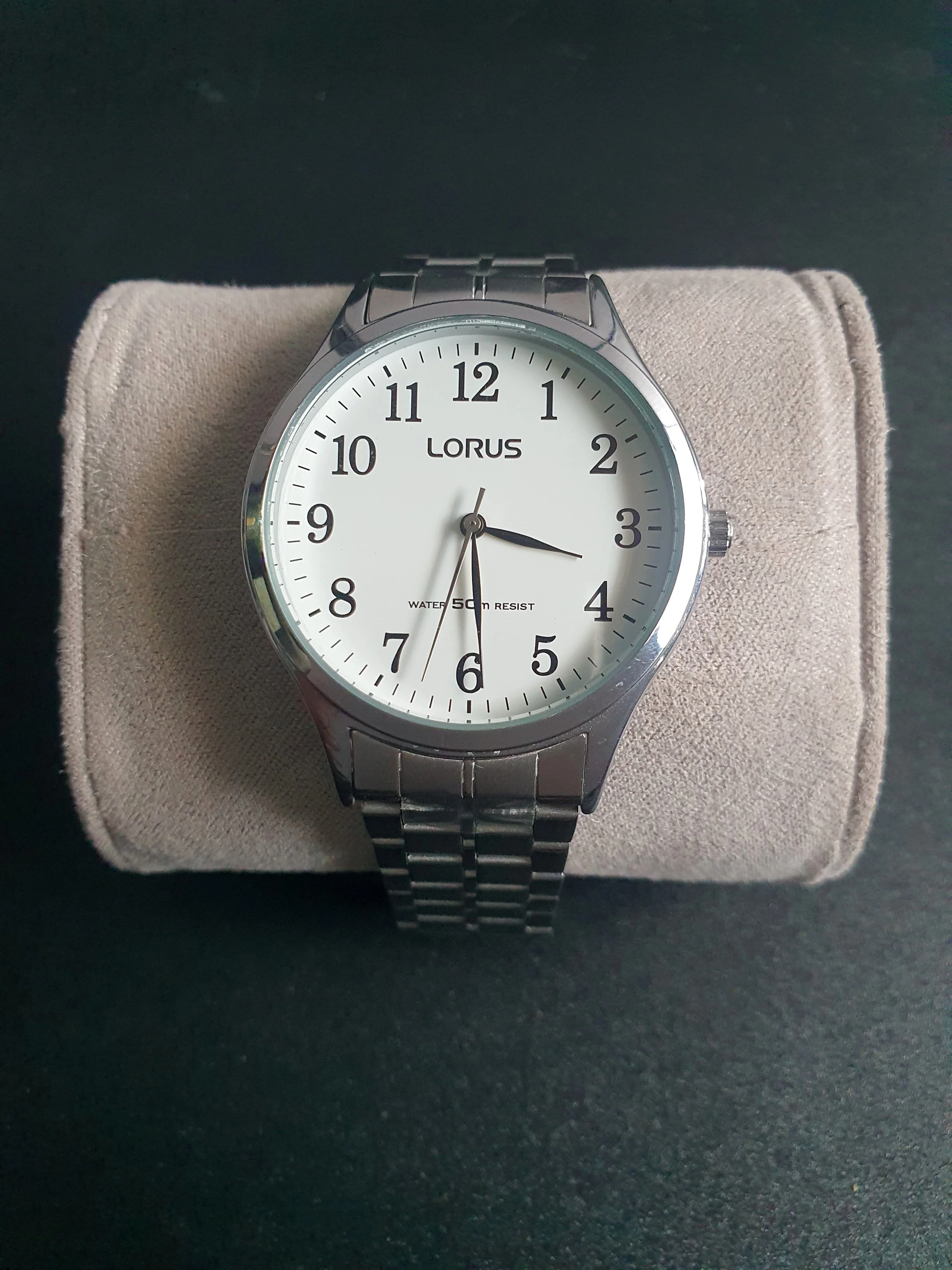 Lorus Sub brand Of Seiko Gents Watch 38mm Quartz Watch - Image 3