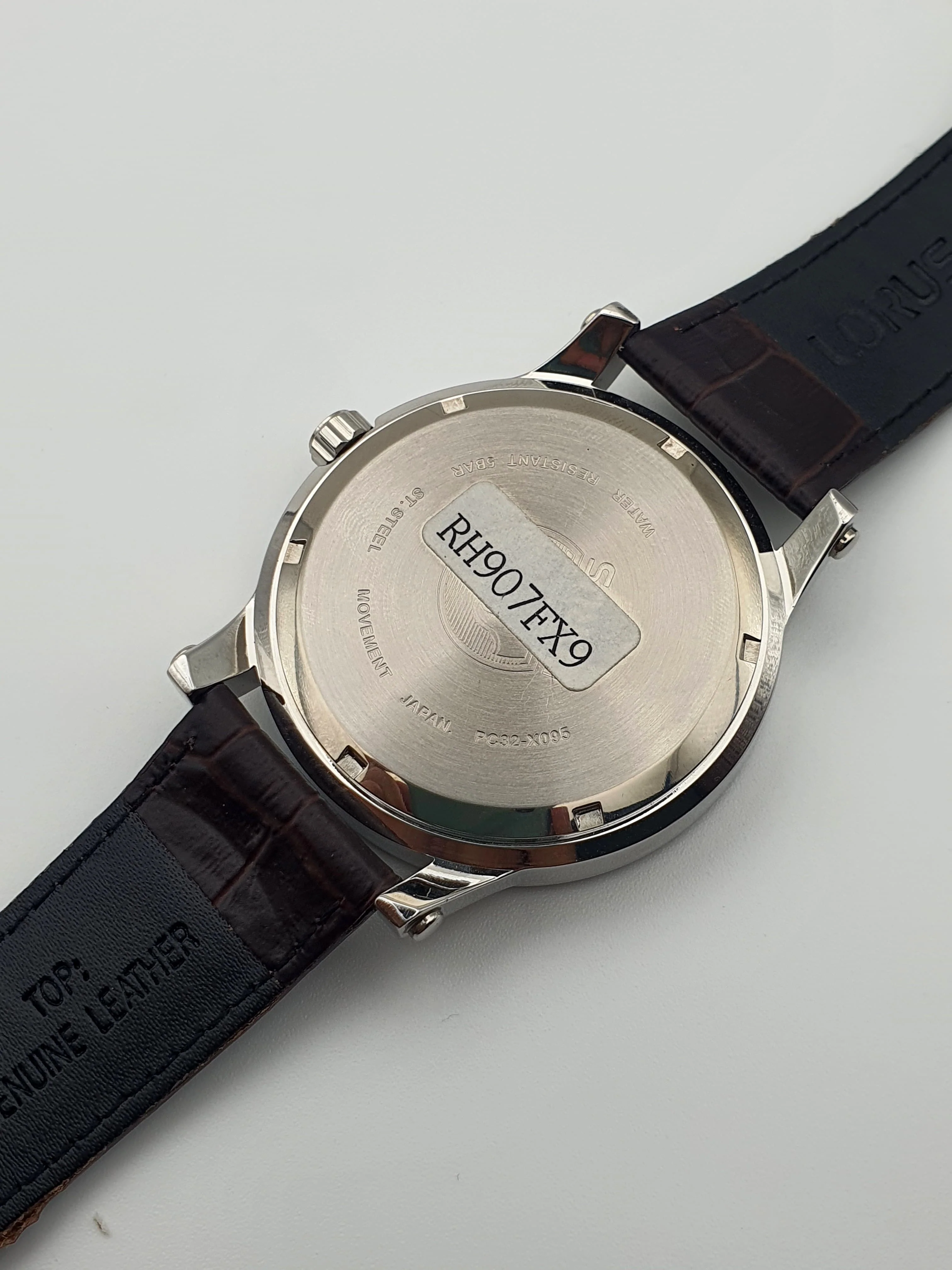 Lorus Sub Brand Of Seiko Gents Watch 44mm Dial Quartz Watch (8/10 Condition) - Image 3