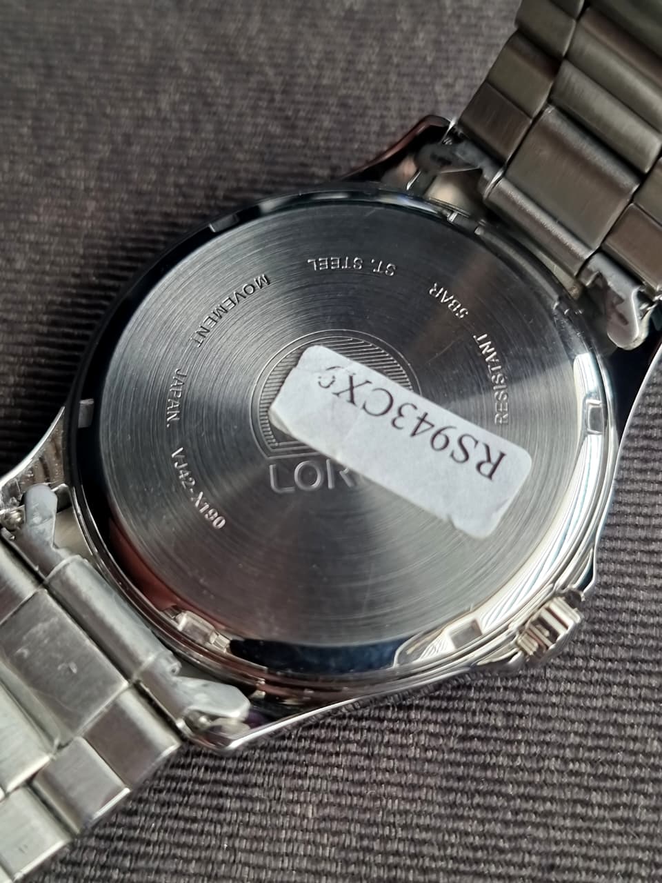 Lorus Sub Brand Of Seiko Gents Watch Silver Casing Blue Dial Quartz Watch - Image 7