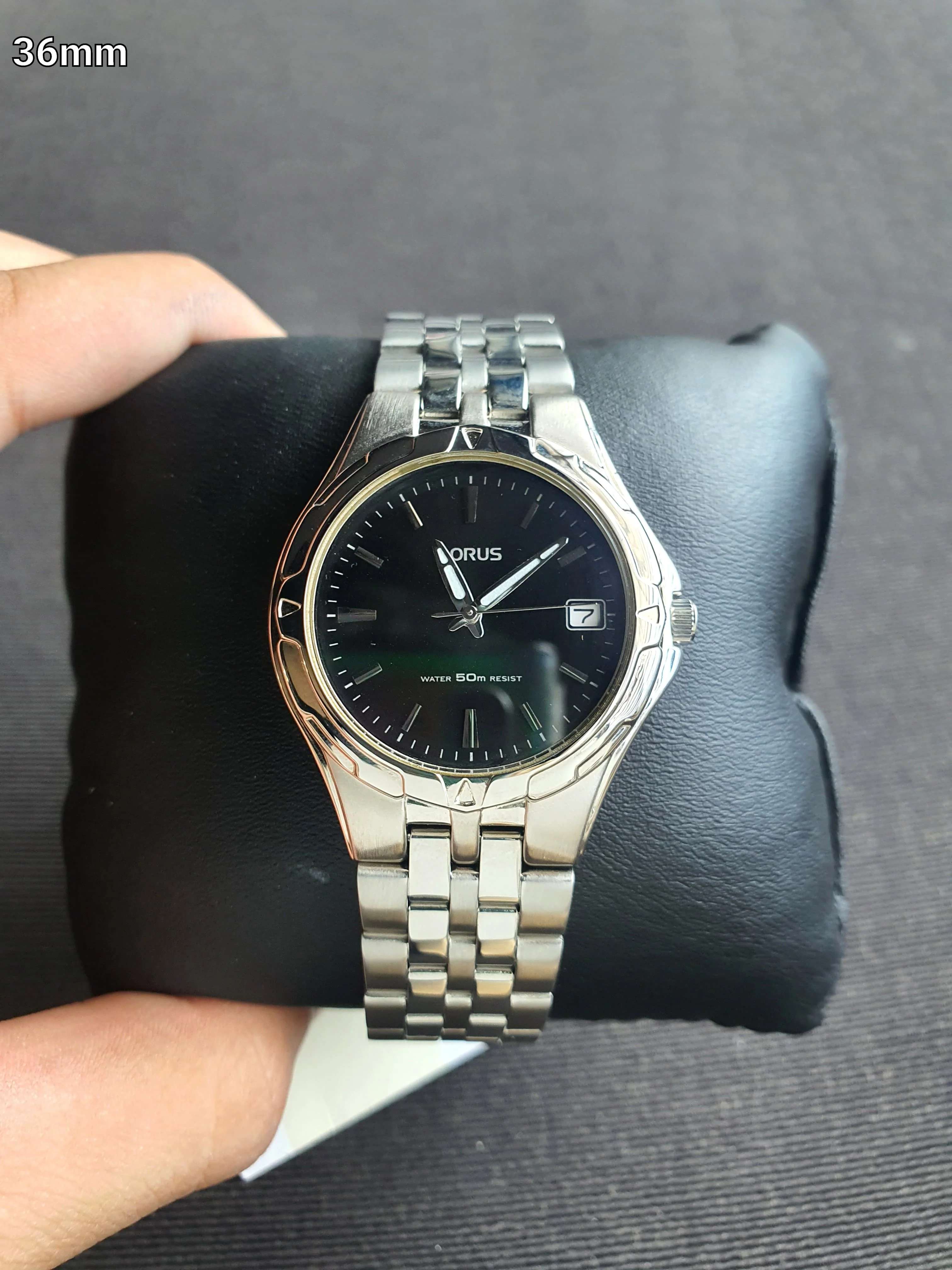 Lorus Sub Brand Of Seiko Gents Watch Silver Chain Black Dial Quartz Watch - Image 2